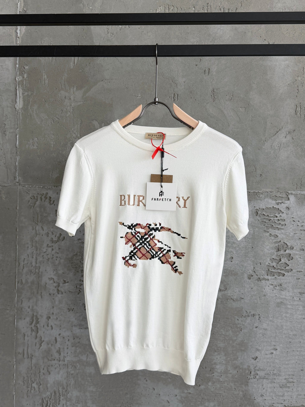 Burberry02 Triko beyaz tshirt