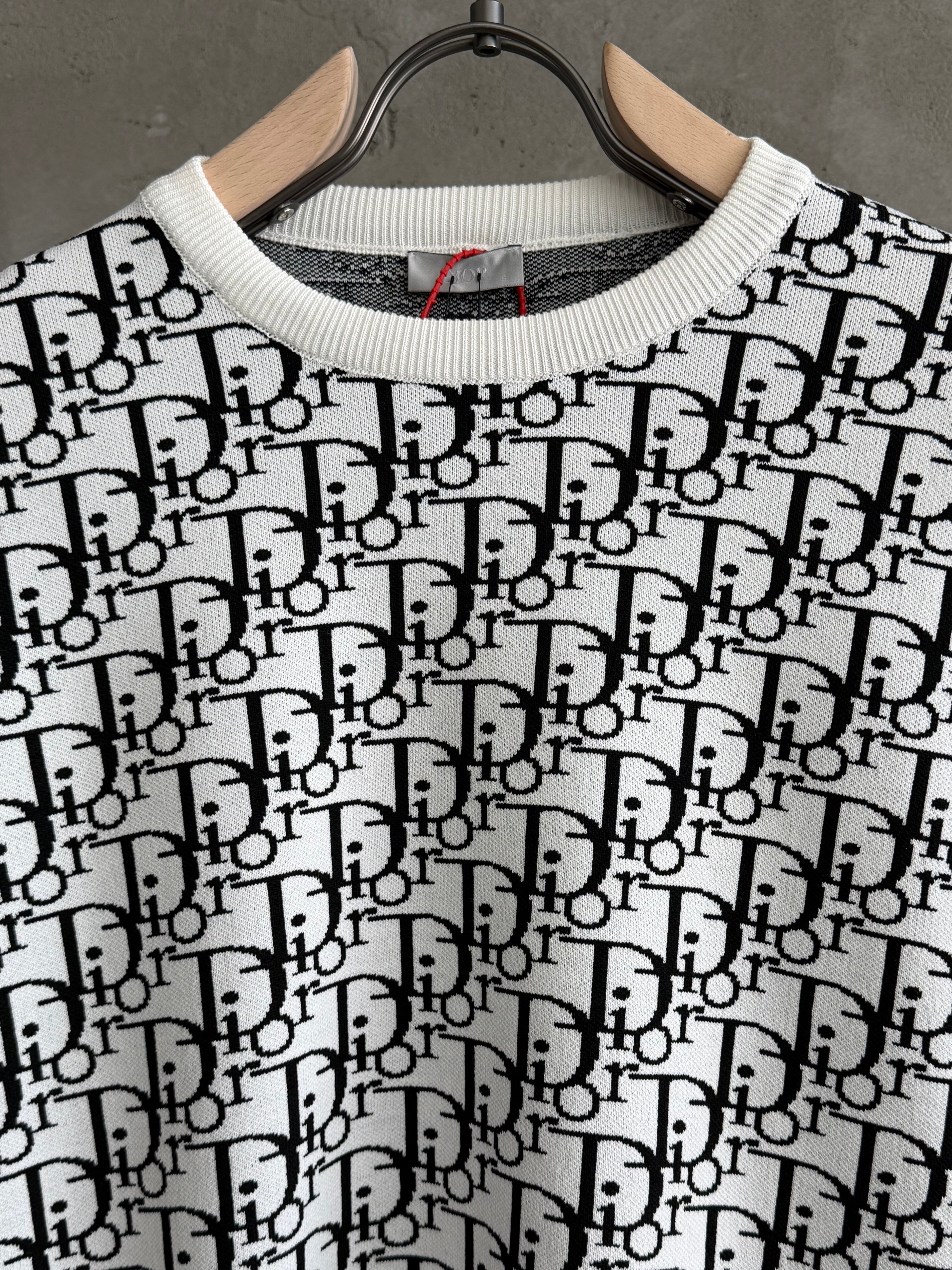 D03 Dıor Triko beyaz tshirt