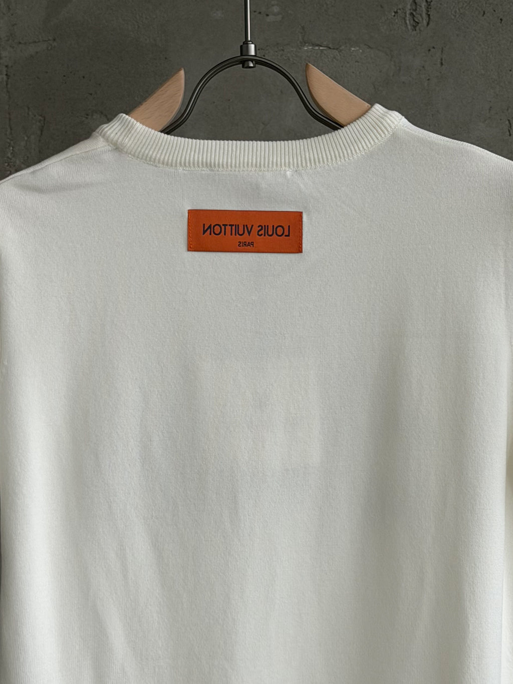 LV08 L&V Triko Nakış beyaz tshirt