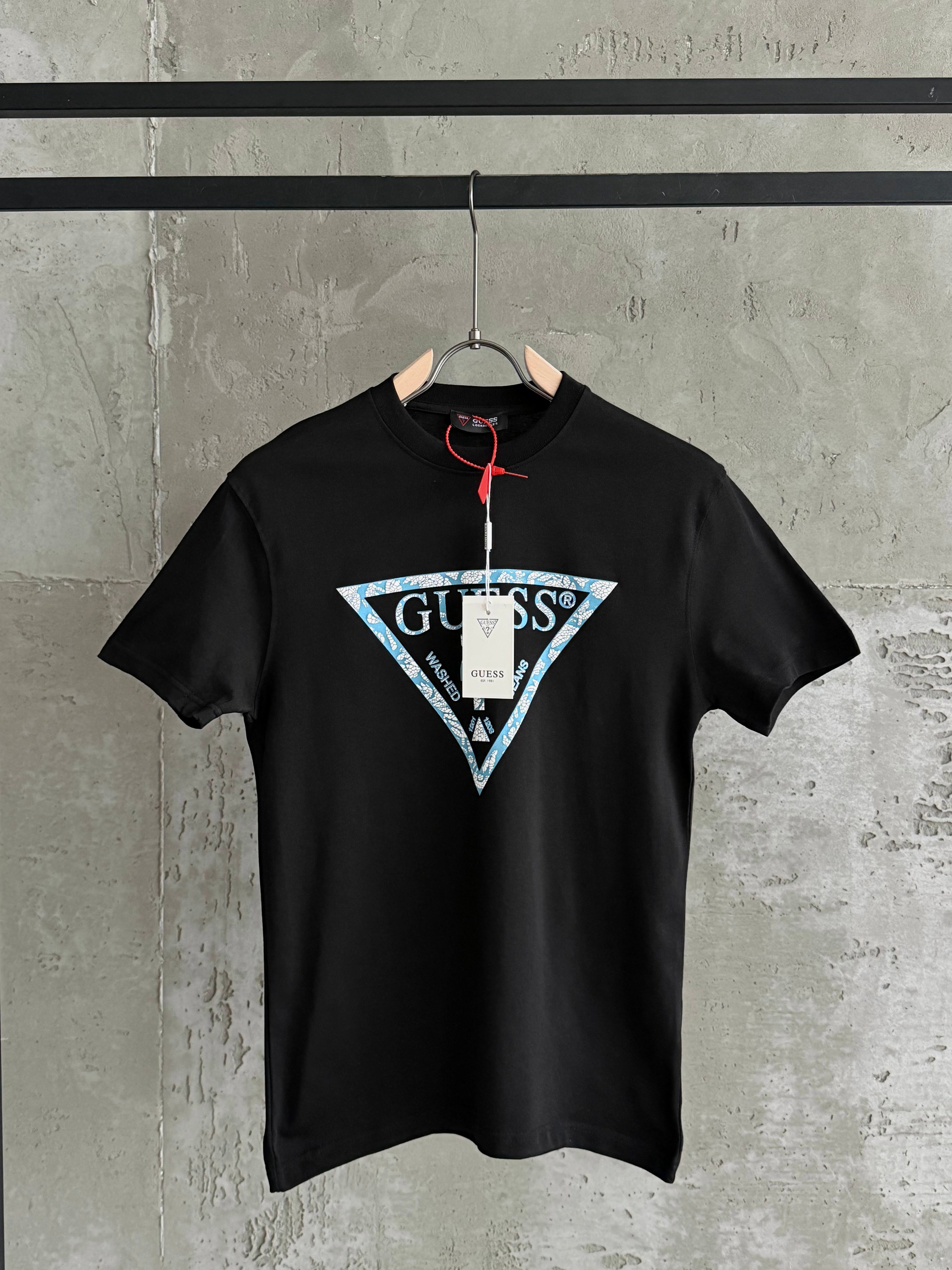 G01 Guess Retro siyah tshirt