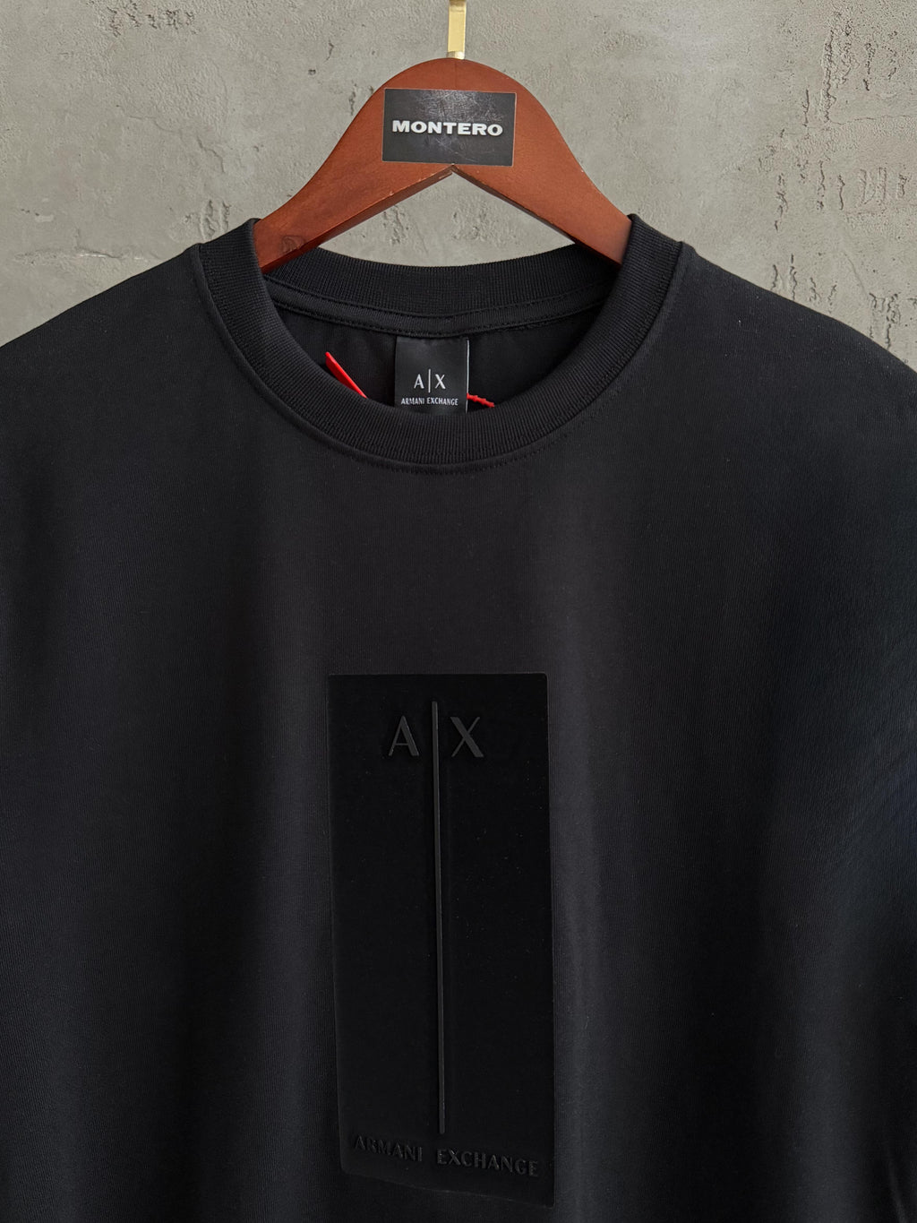 A/X01 Süet baskı siyah tshirt