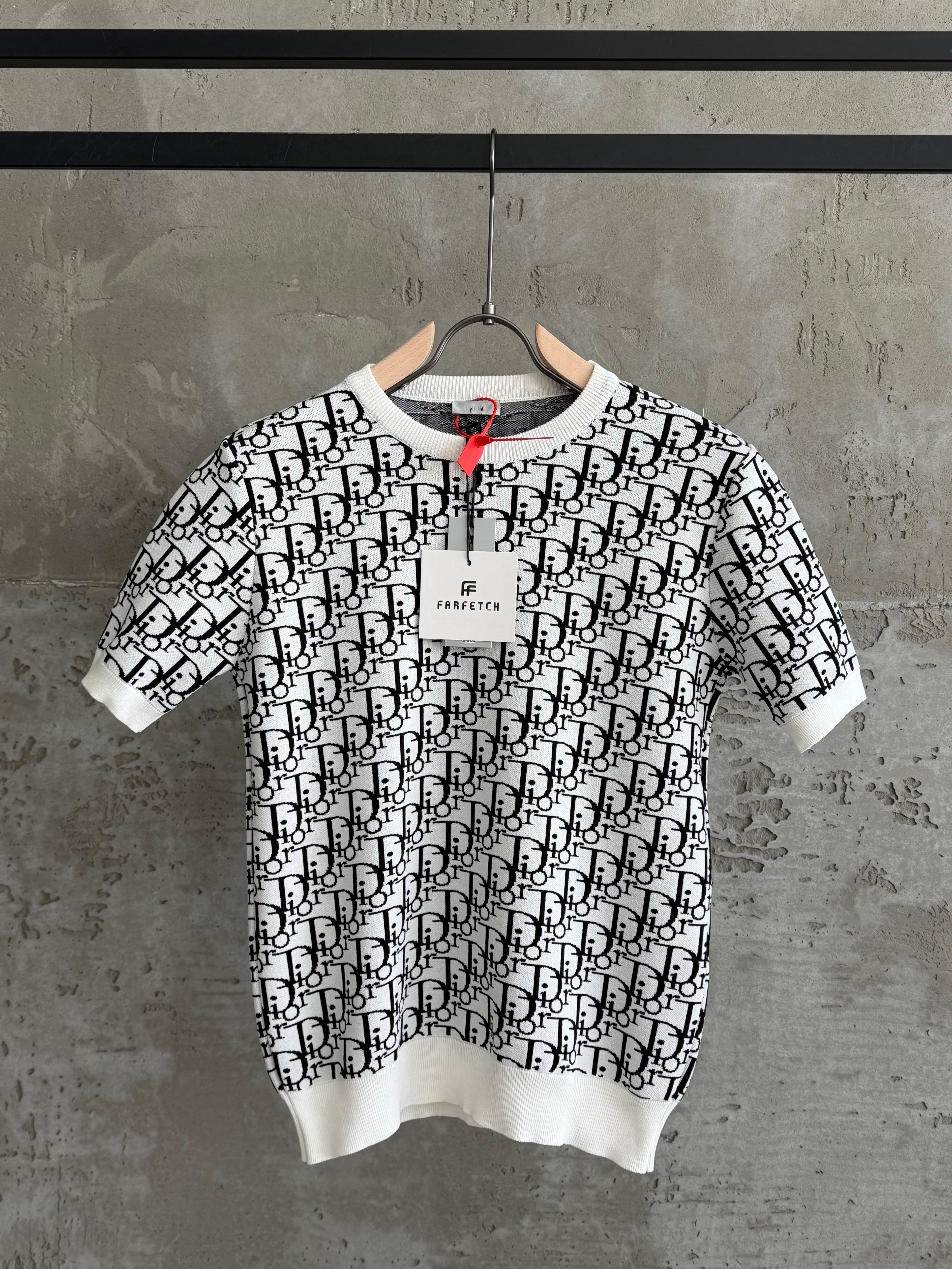 D03 Dıor Triko beyaz tshirt