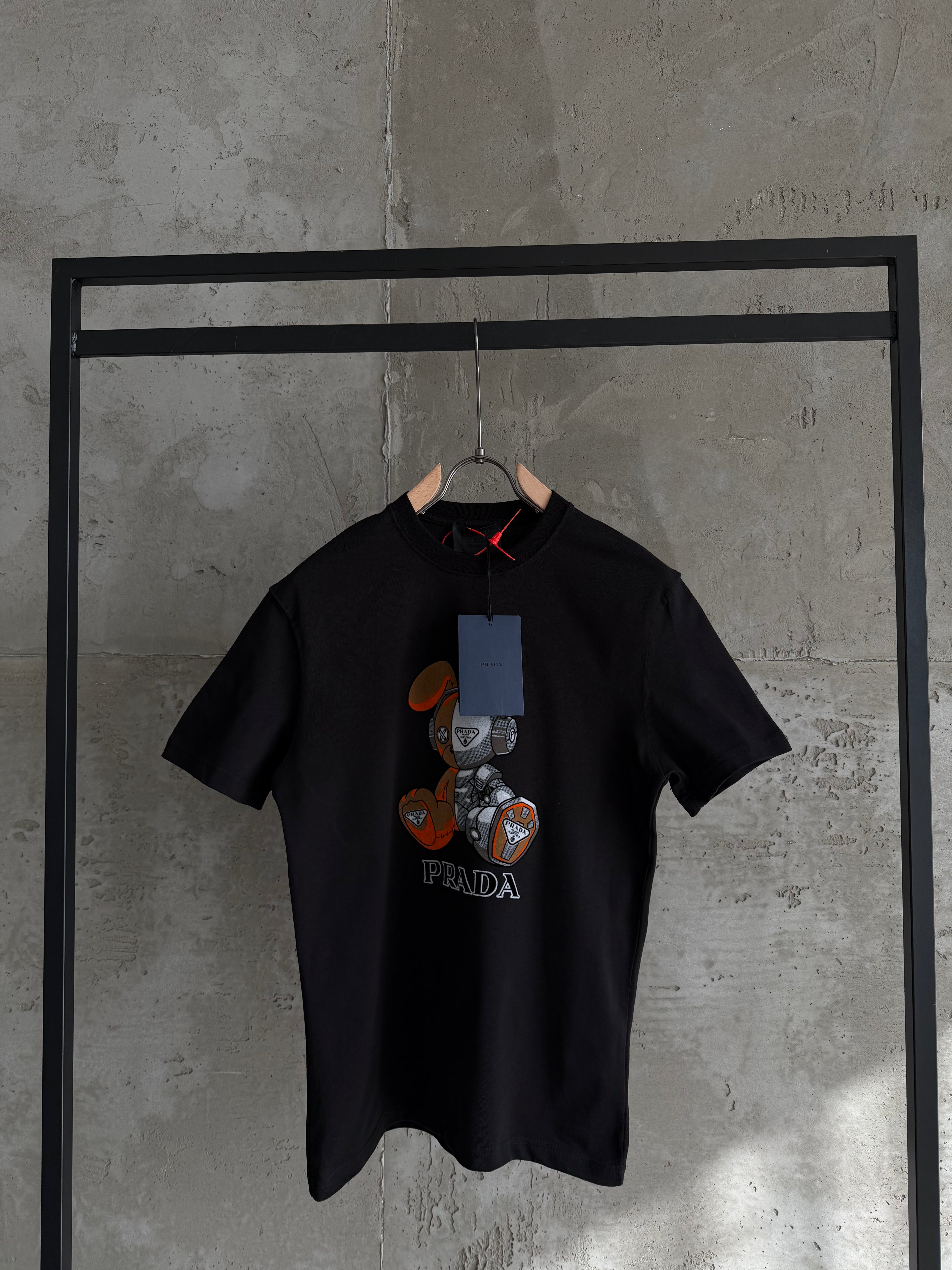 P02 Prada Elite siyah tshirt