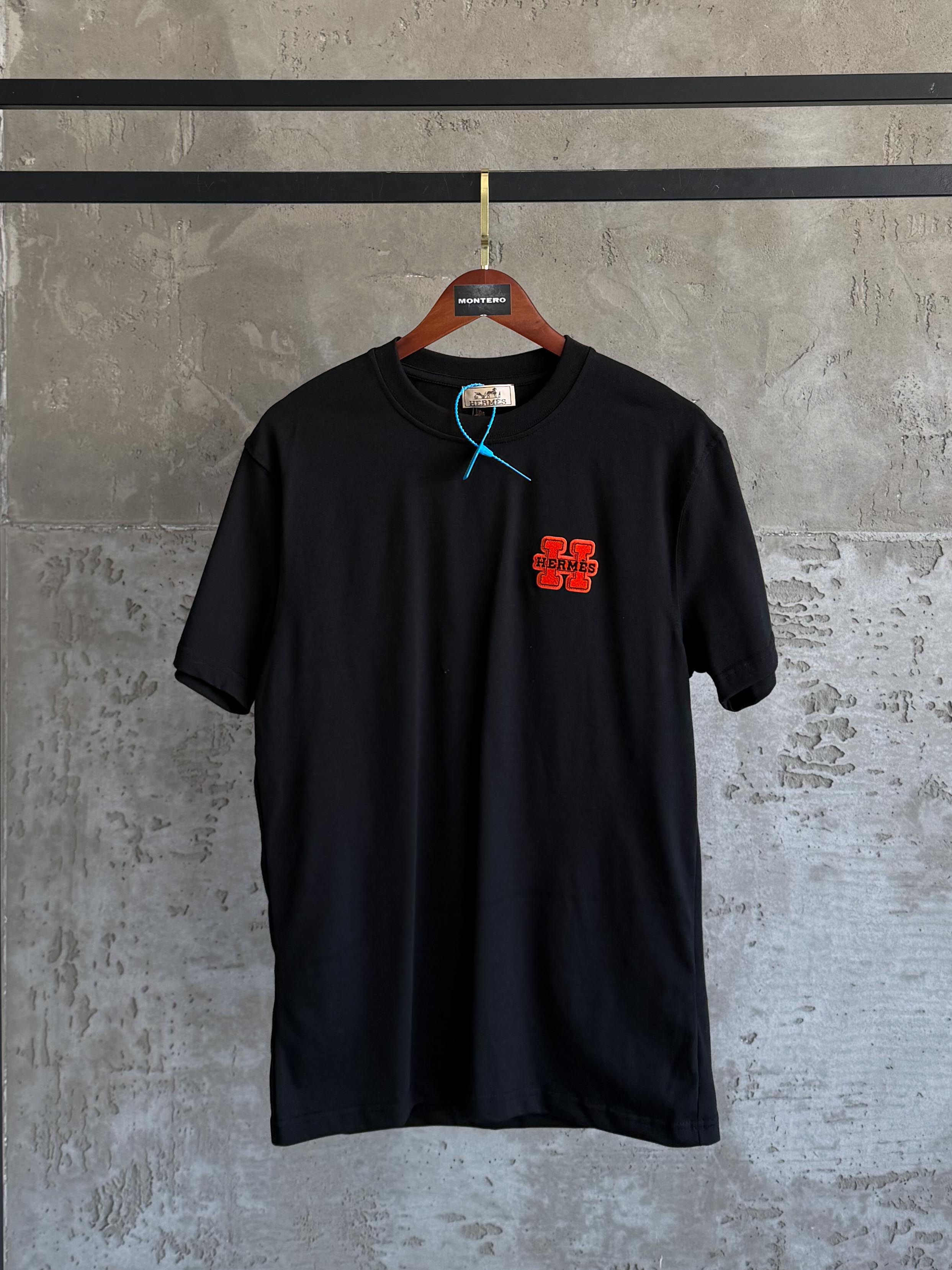 H03 Hermes Tafting ithal arma siyah tshirt