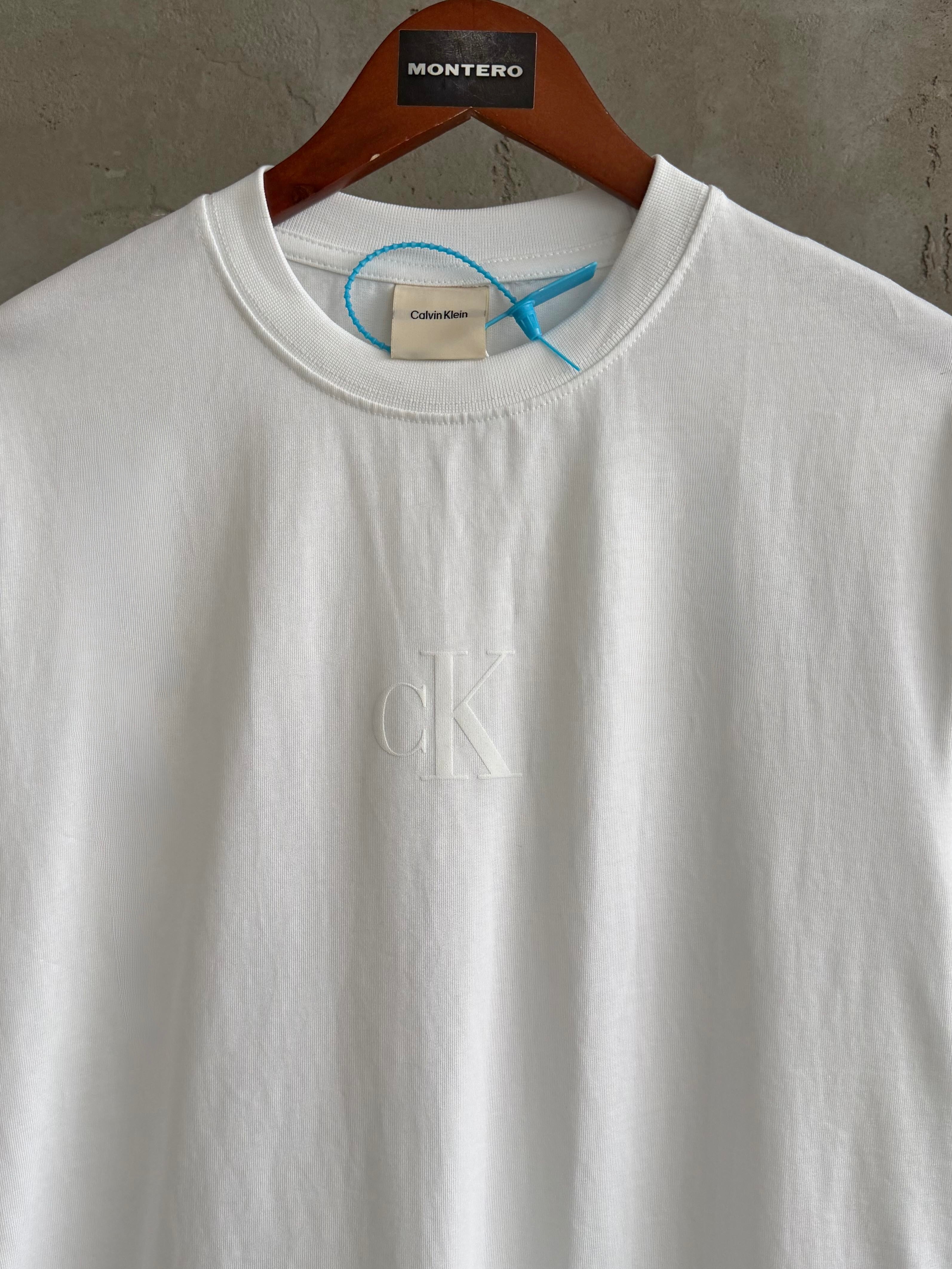 CK02 prime beyaz tshirt