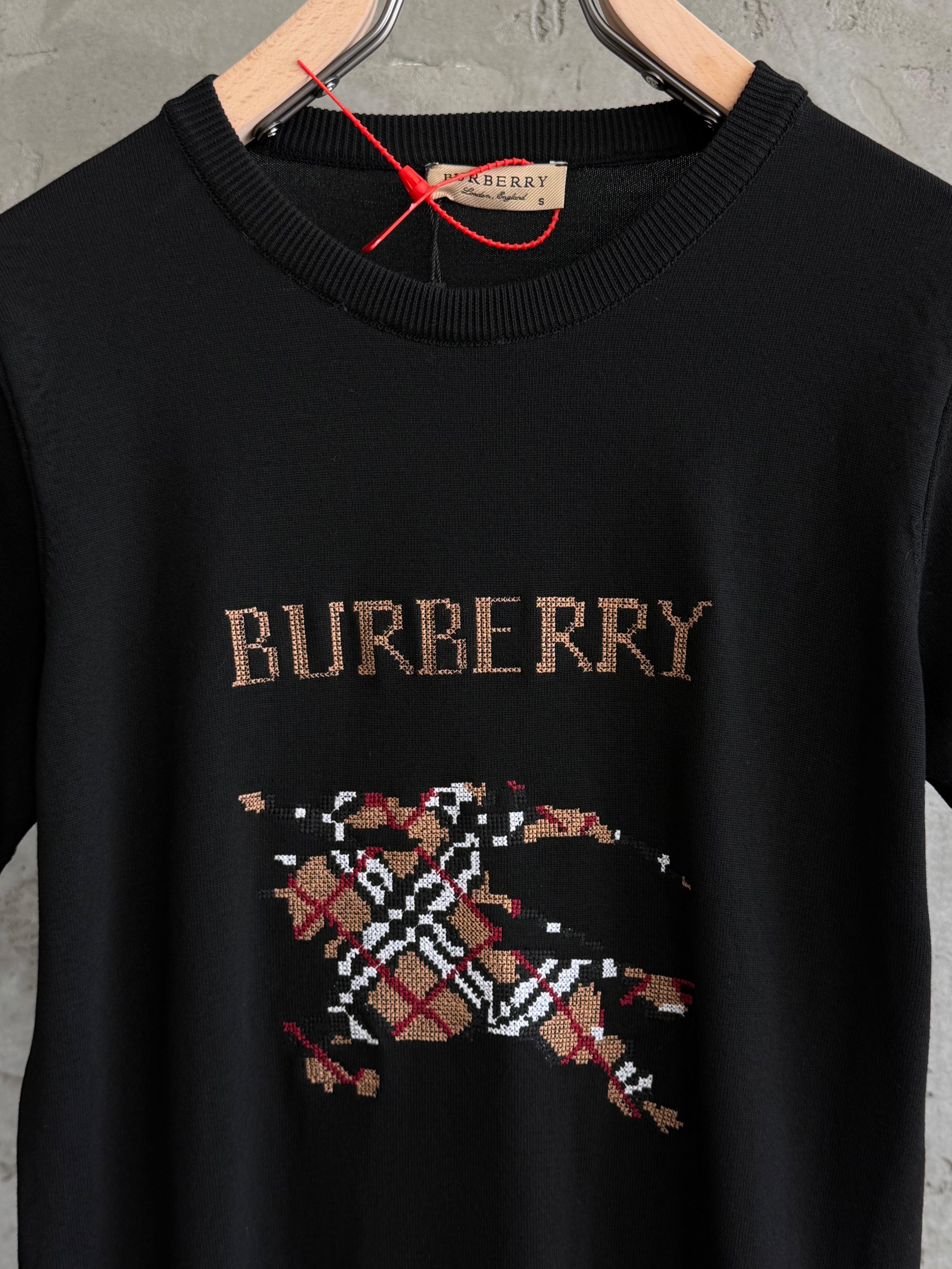 Burberry02 Triko siyah tshirt