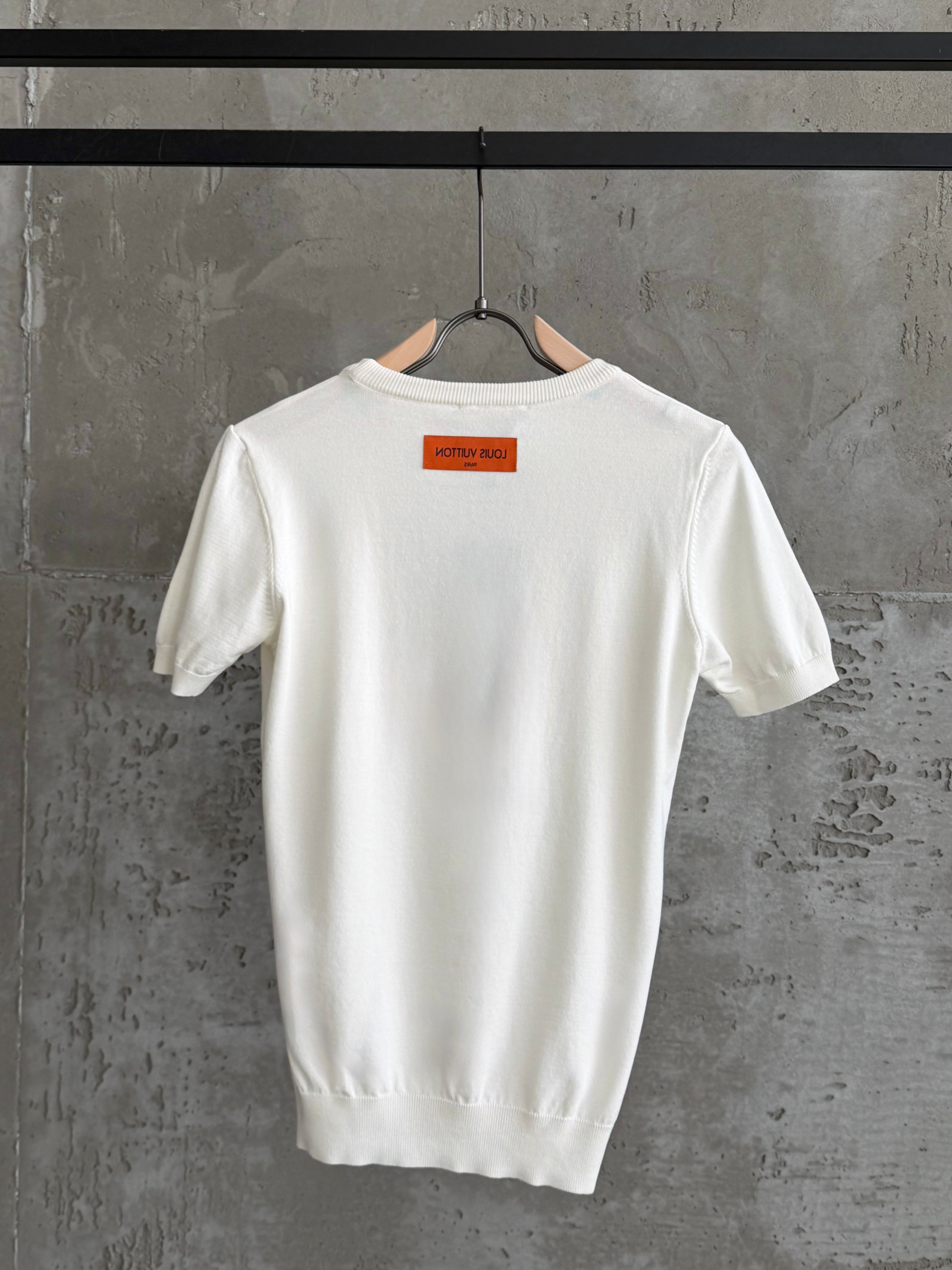 LV07 L&V Triko beyaz tshirt