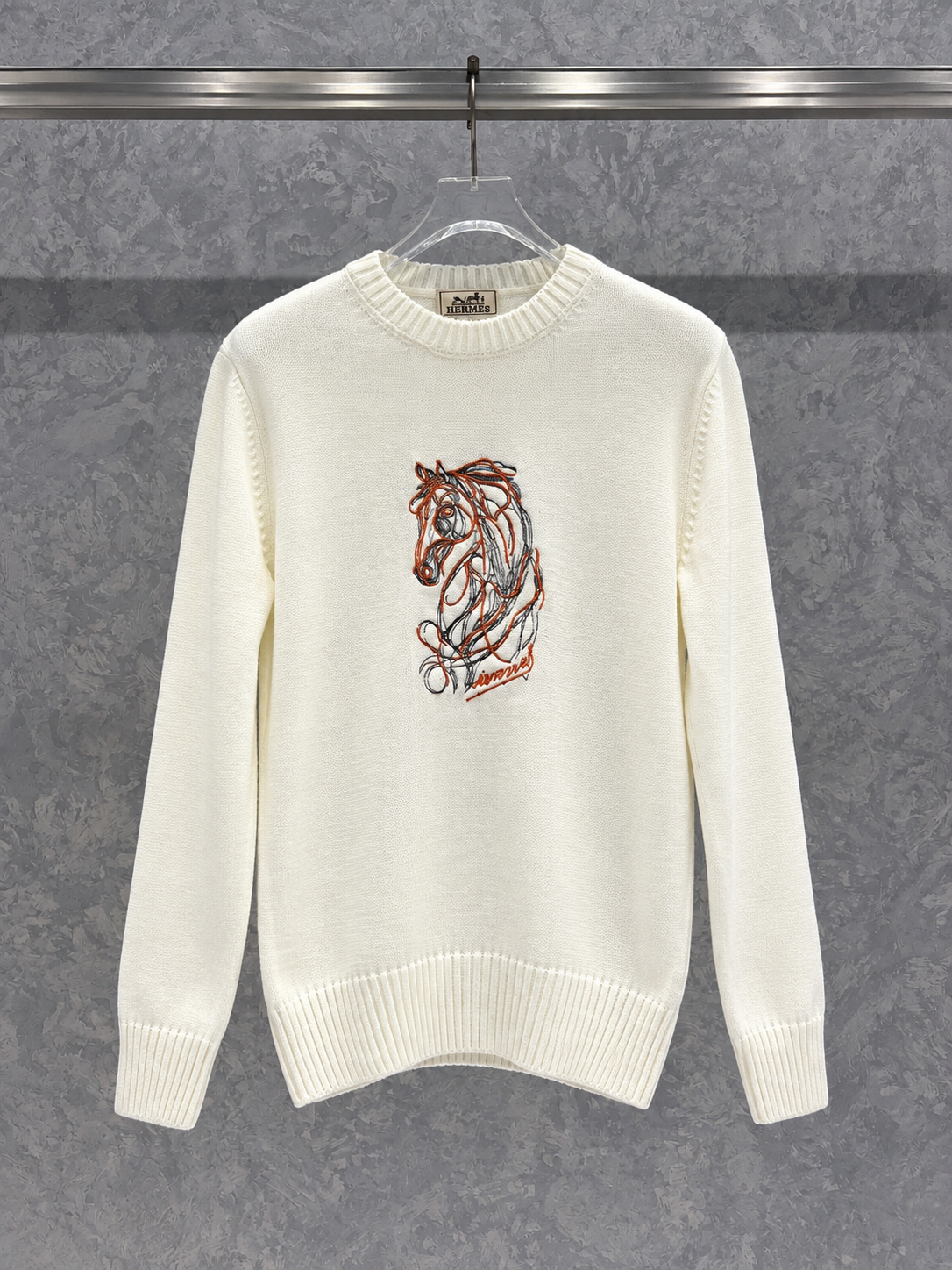 H02 Nakış At Beyaz Kazak
