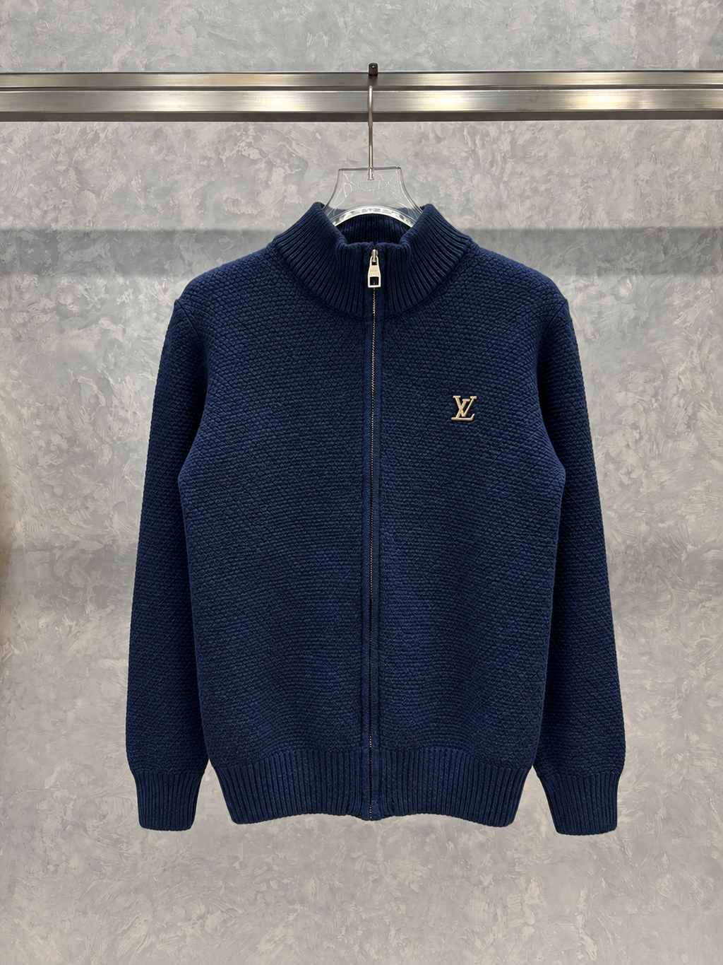 LV06 Armalı Lacivert Hırka
