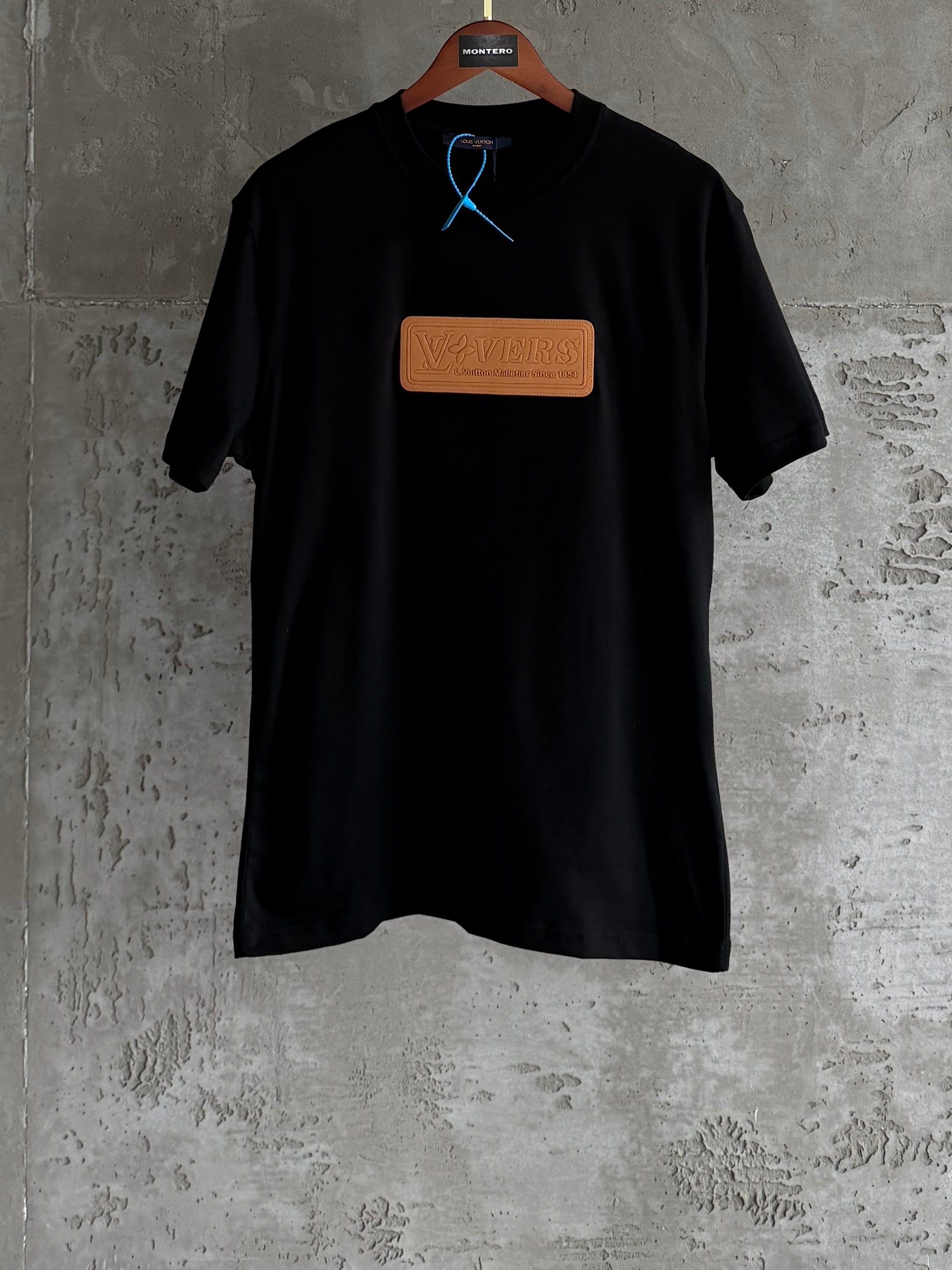 LV04 L&V Deri arma siyah tshirt