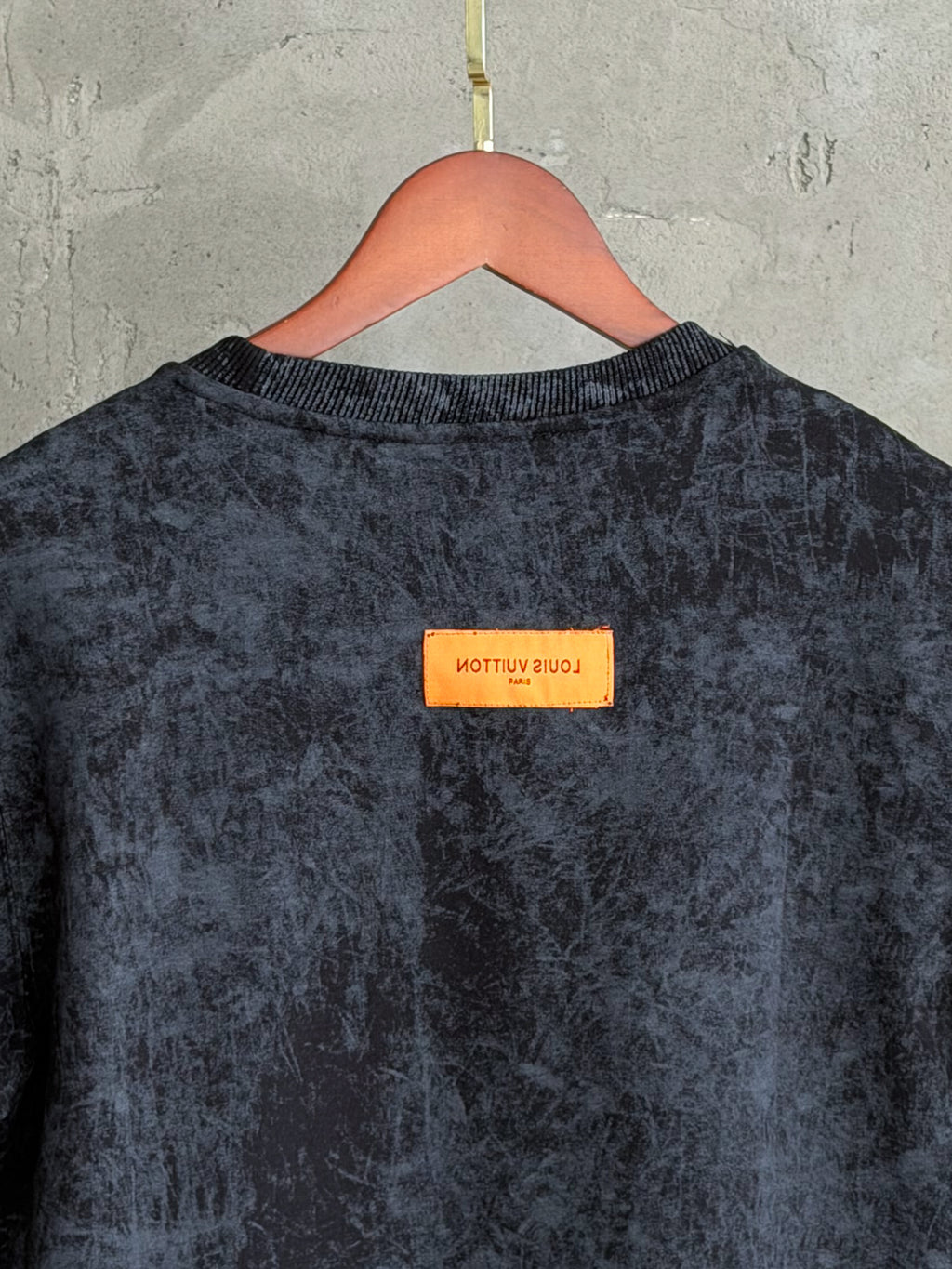 LV09 L&V Duman antrasit tshirt