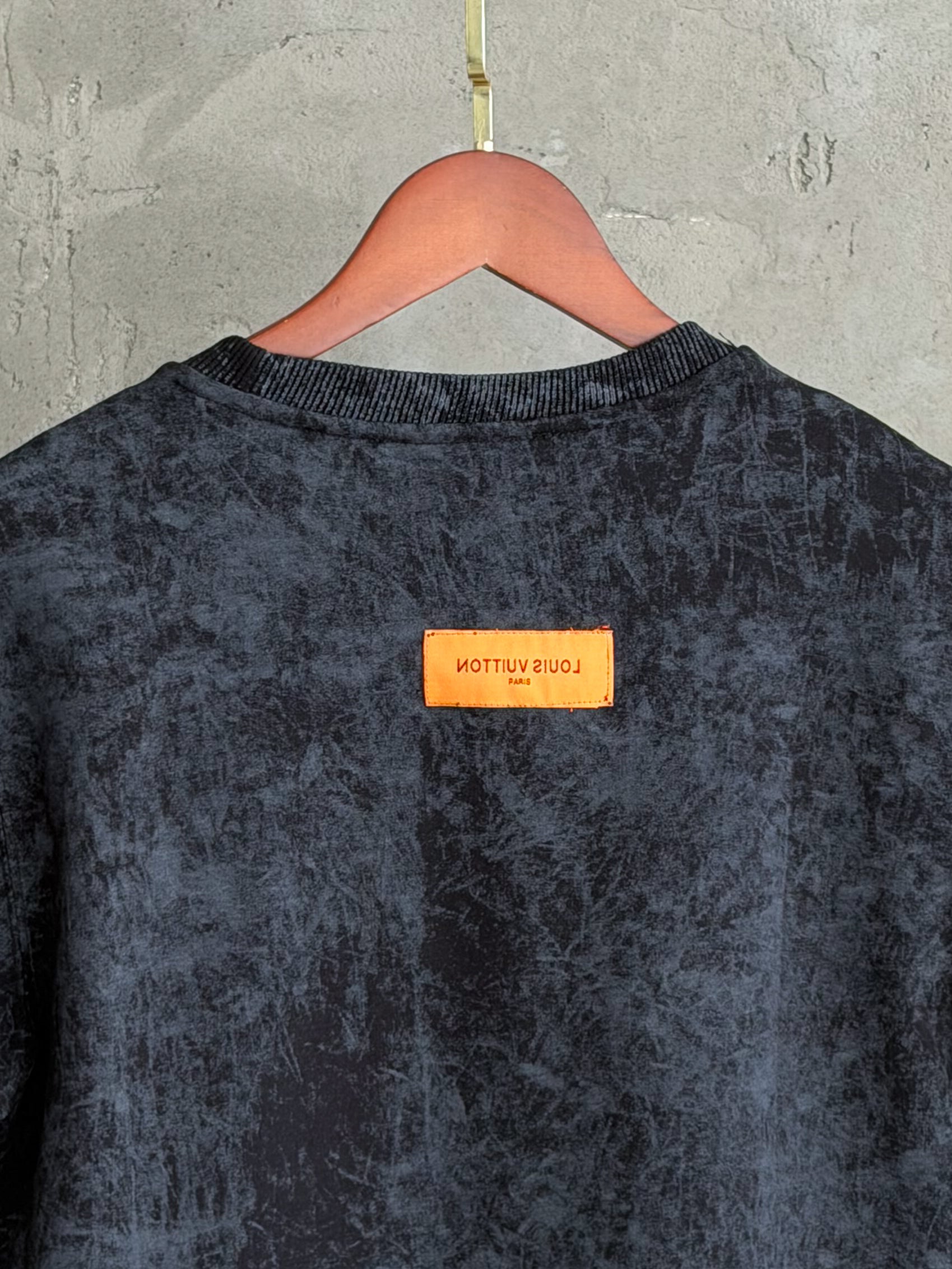 LV09 L&V Duman antrasit tshirt