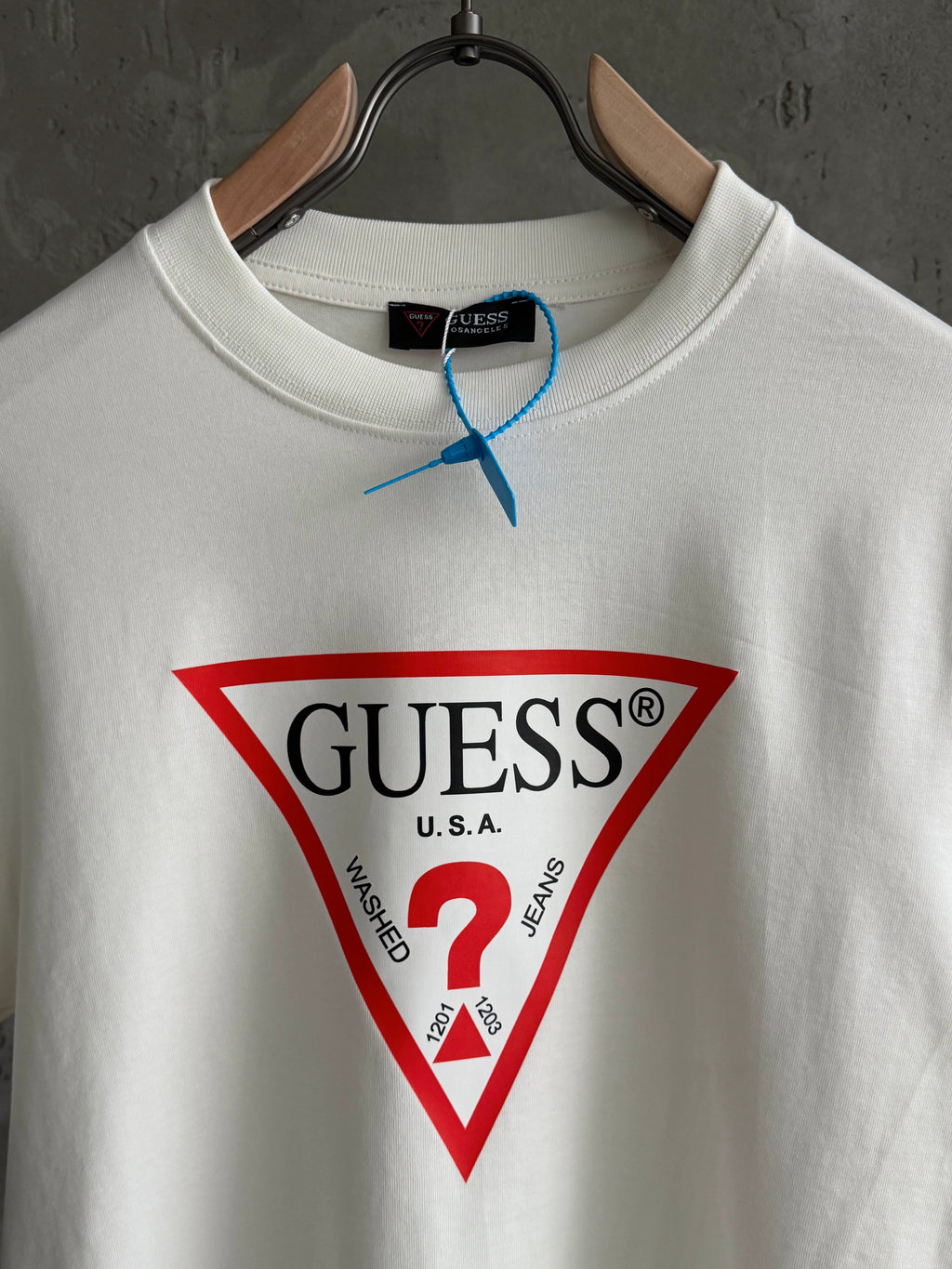 G02 Guess Premium beyaz tshirt