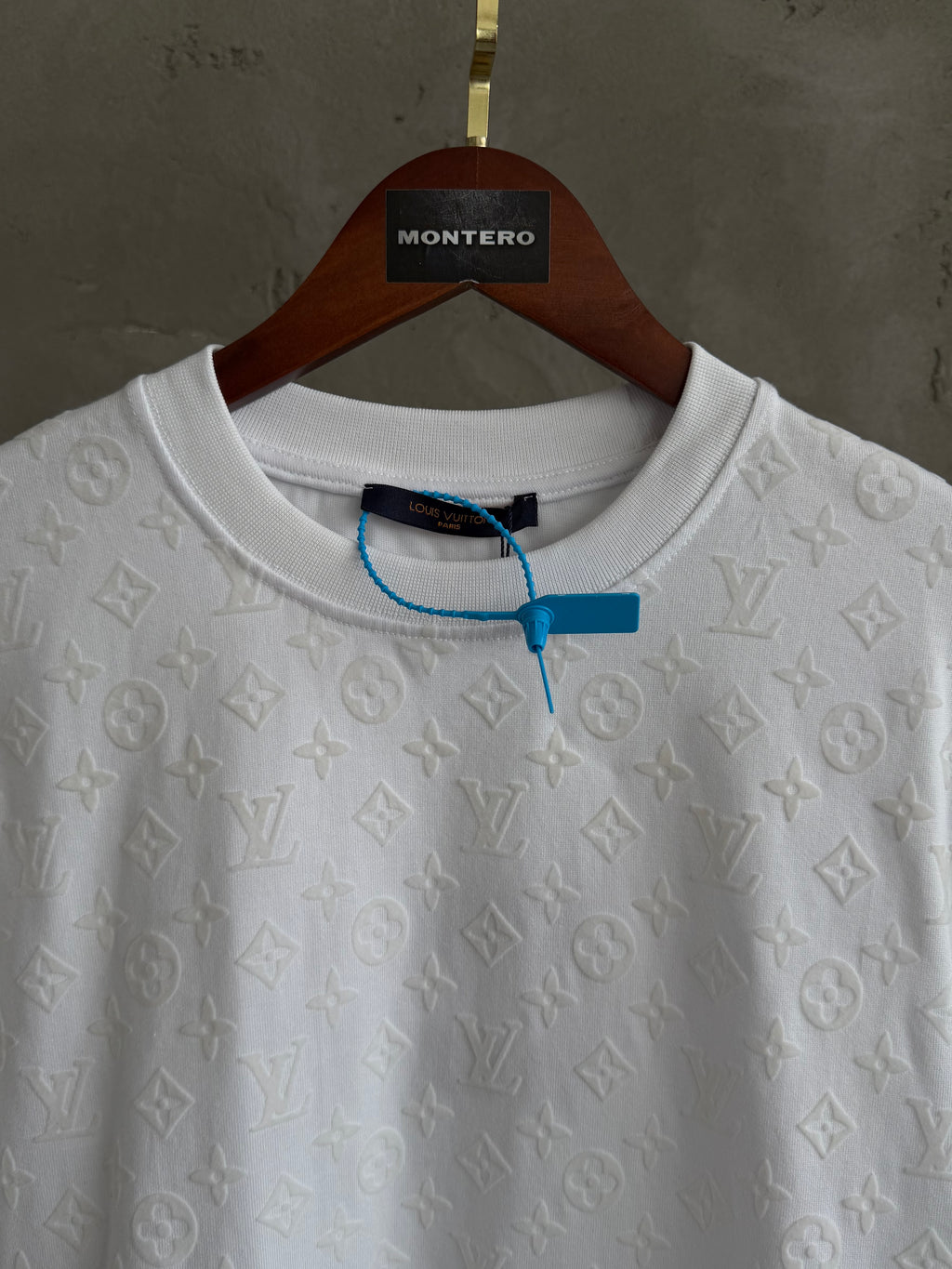 LV05 L&V full baskı beyaz tshirt