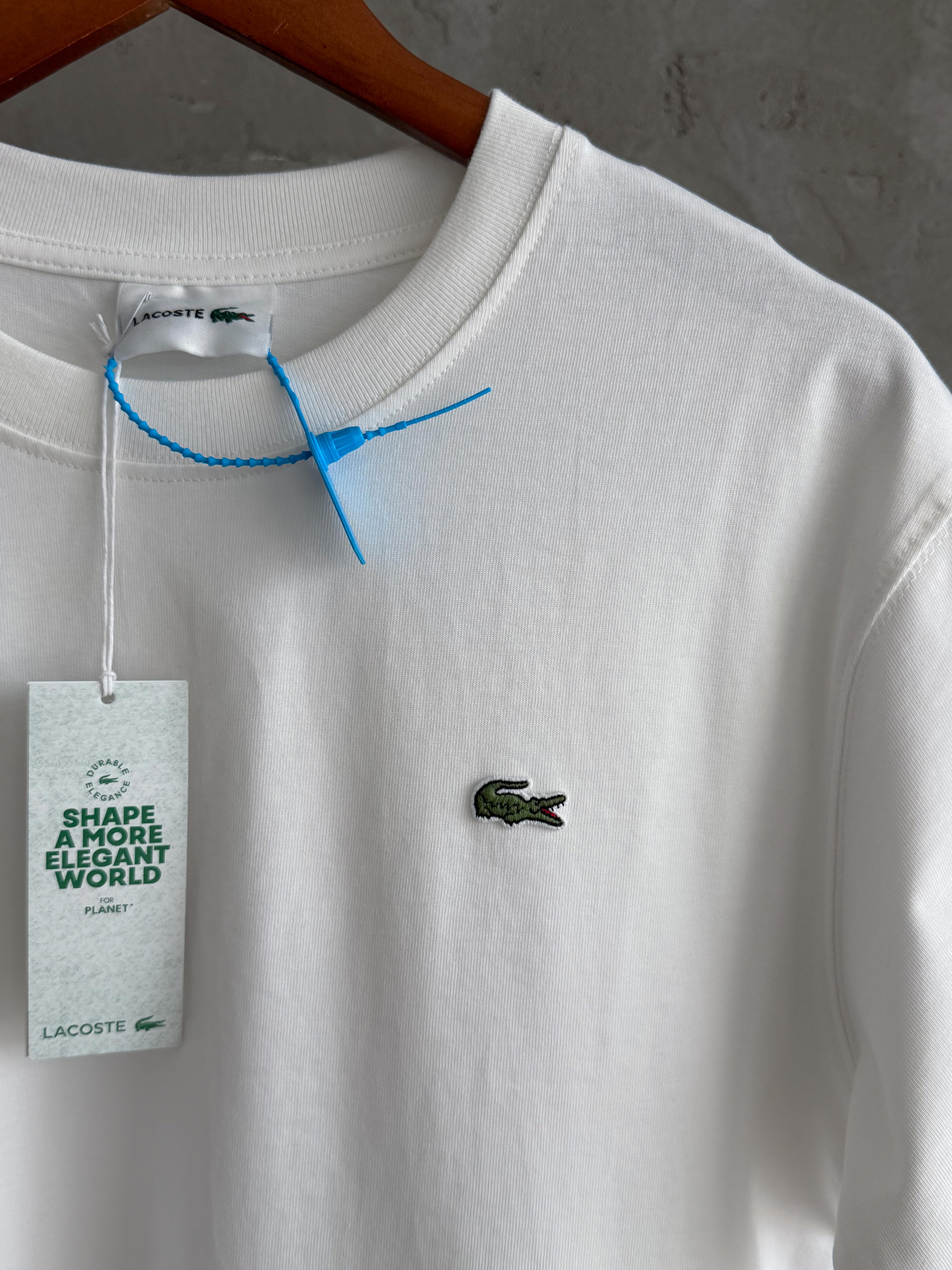 L01 Lacoste Premium beyaz tshirt