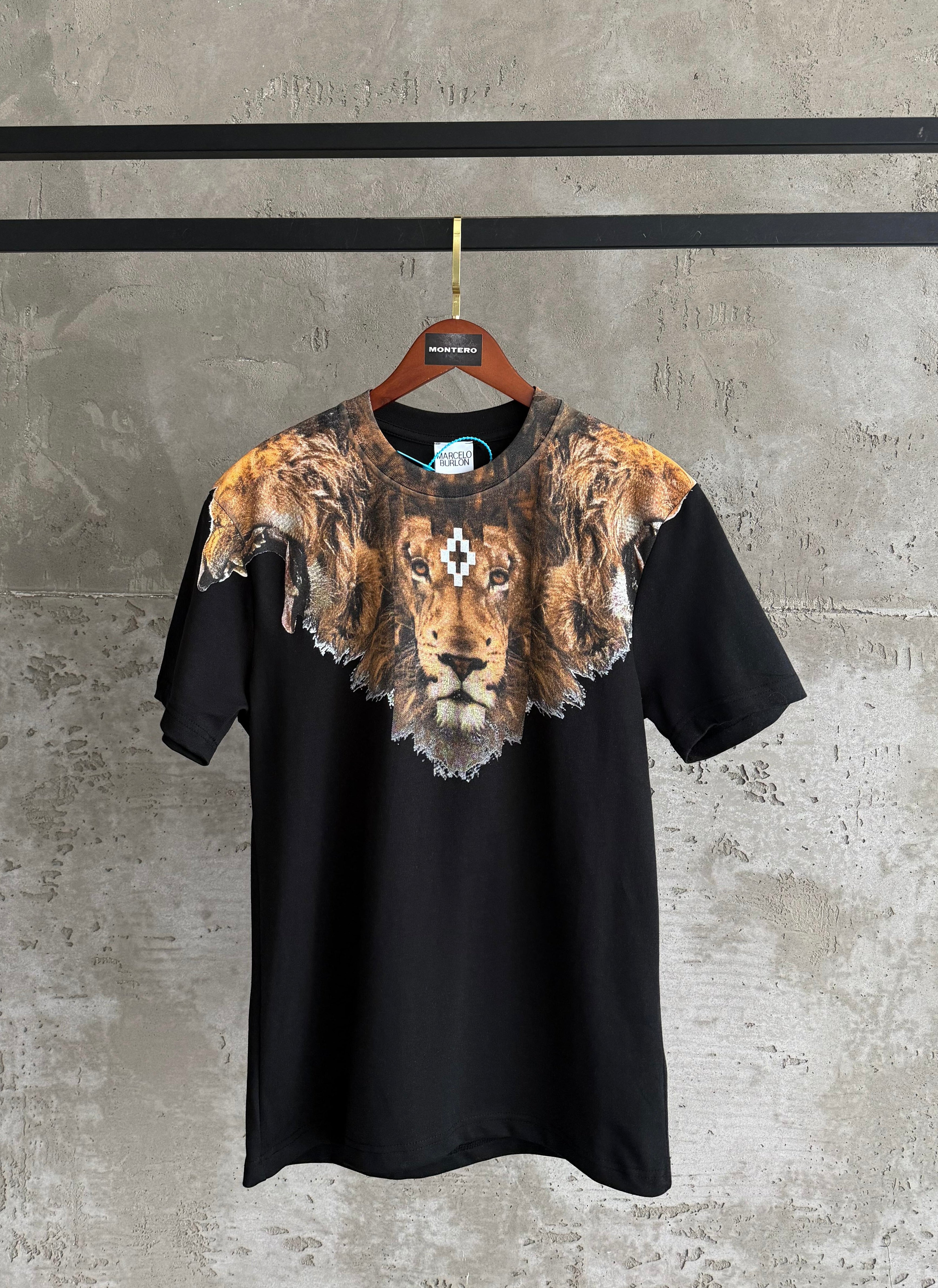 MB01 Marcelo Burlon Leo siyah-kahve tshirt