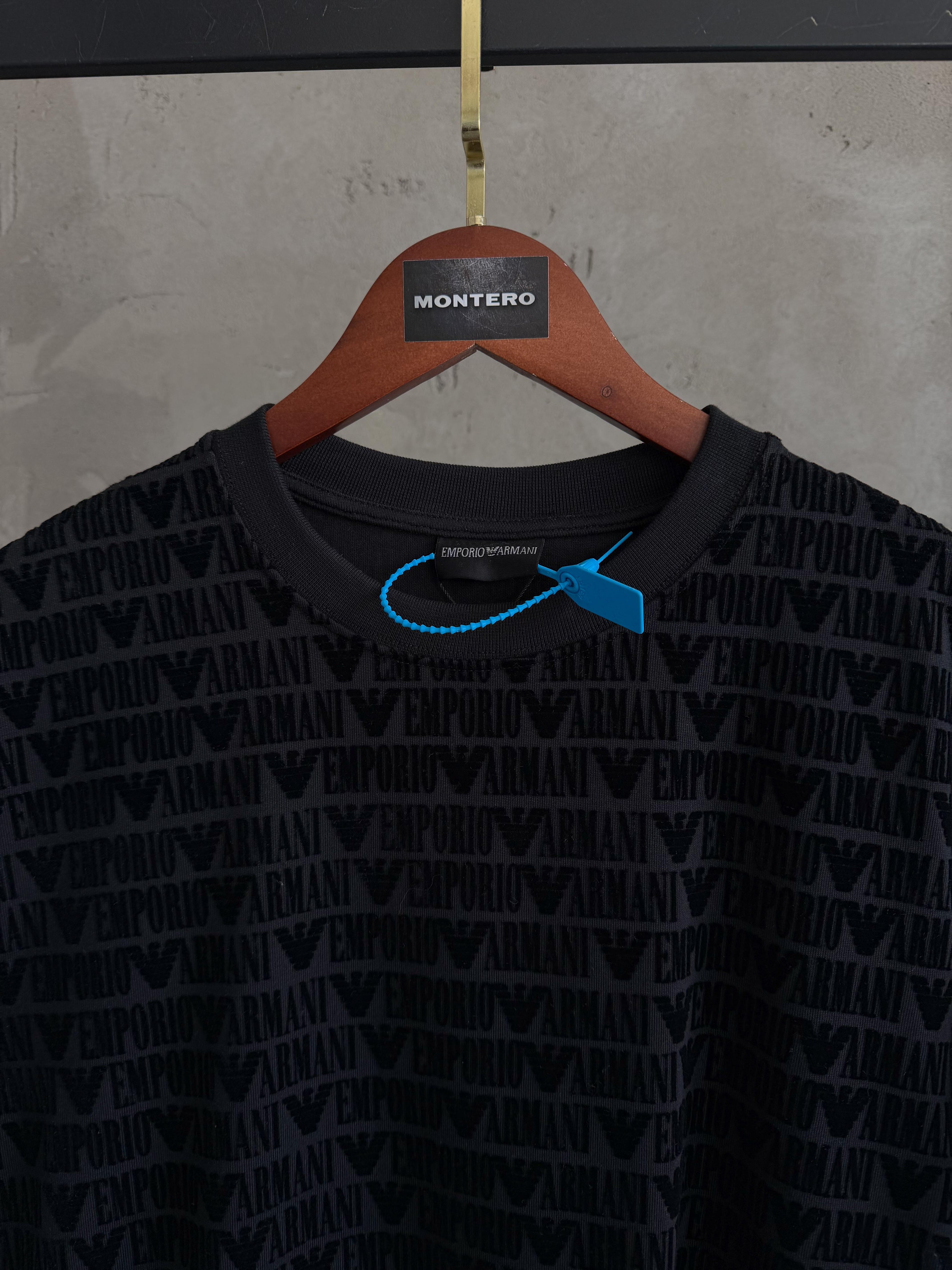 A01 Armanı Flok siyah tshirt