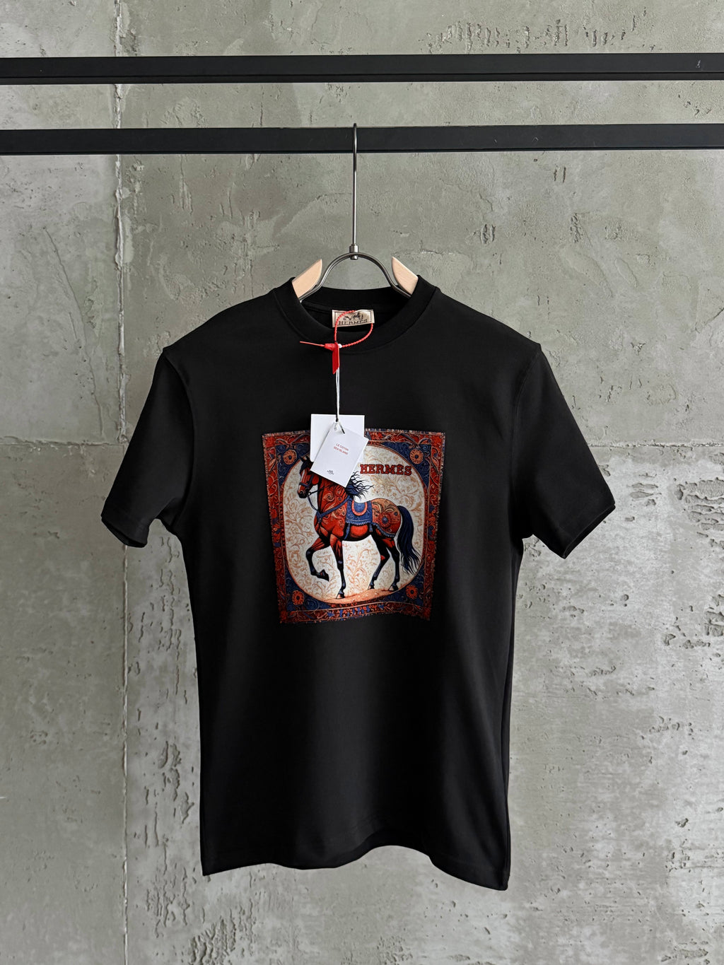 H02 Hermes Vintage siyah tshirt