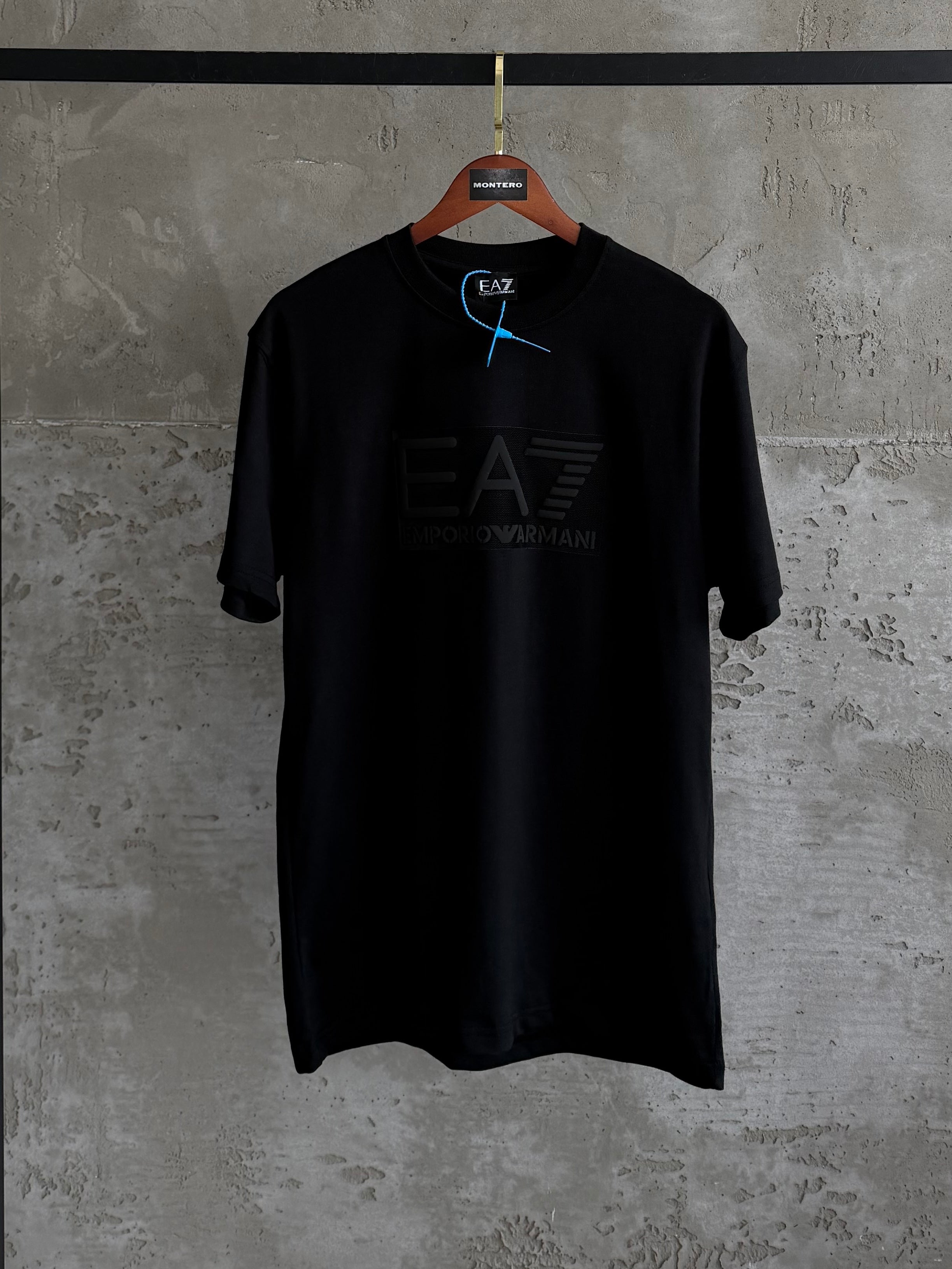 EA02 EA7 yüksek baskı siyah tshirt