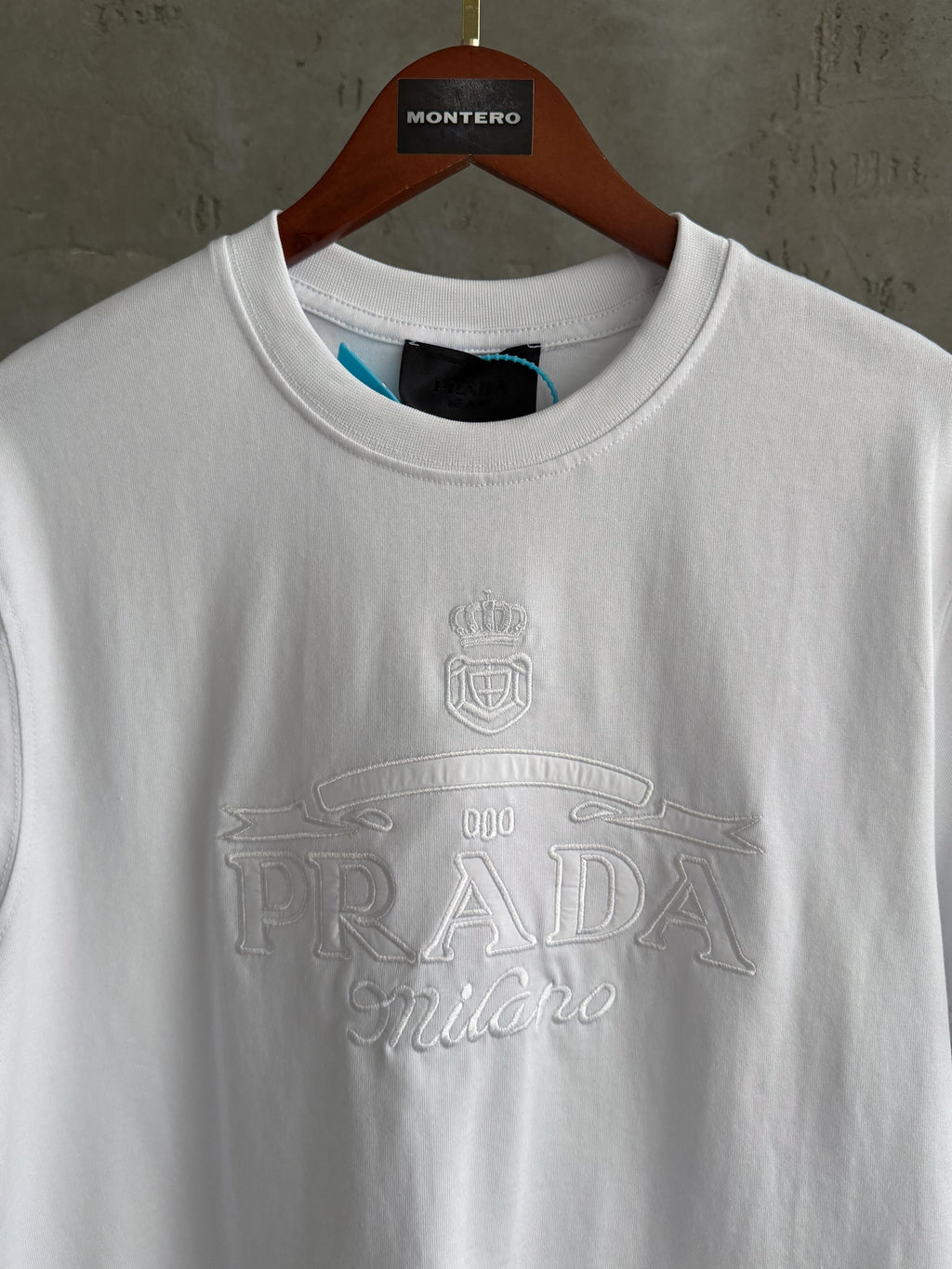 P03 Prada Premium beyaz tshirt