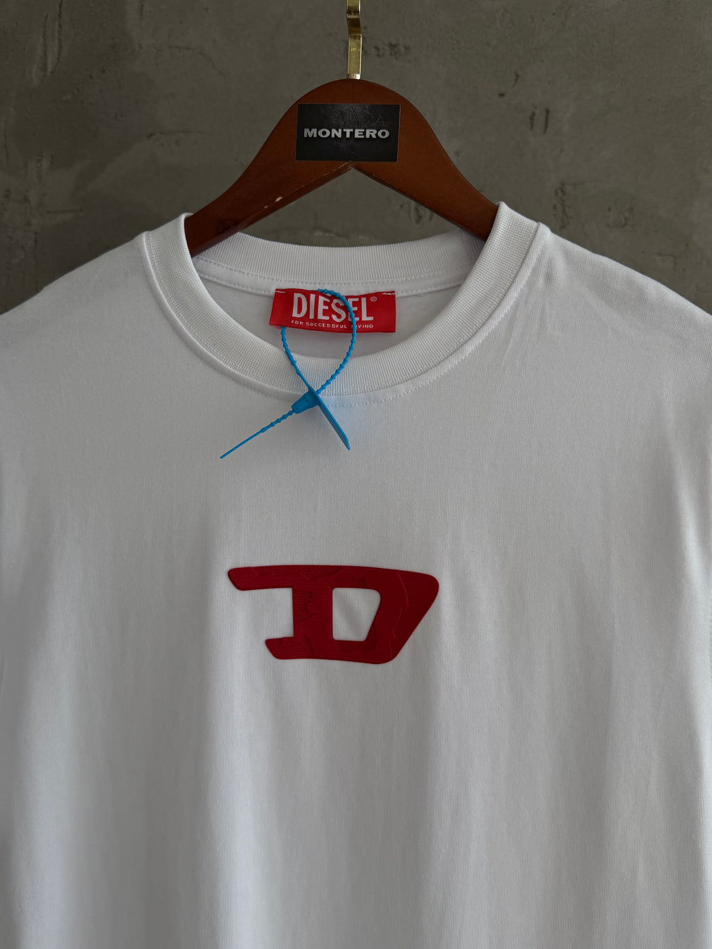 D01 Diesel logolu premium beyaz tshirt