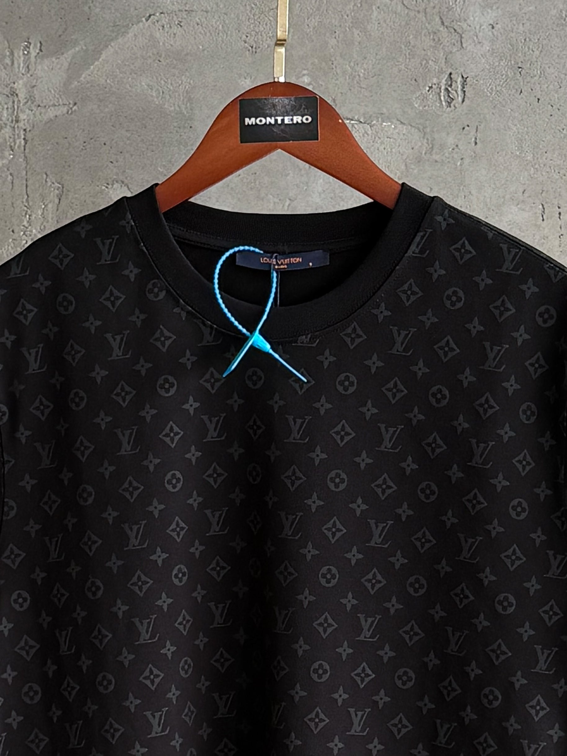 LV10 L&V Prime siyah tshirt