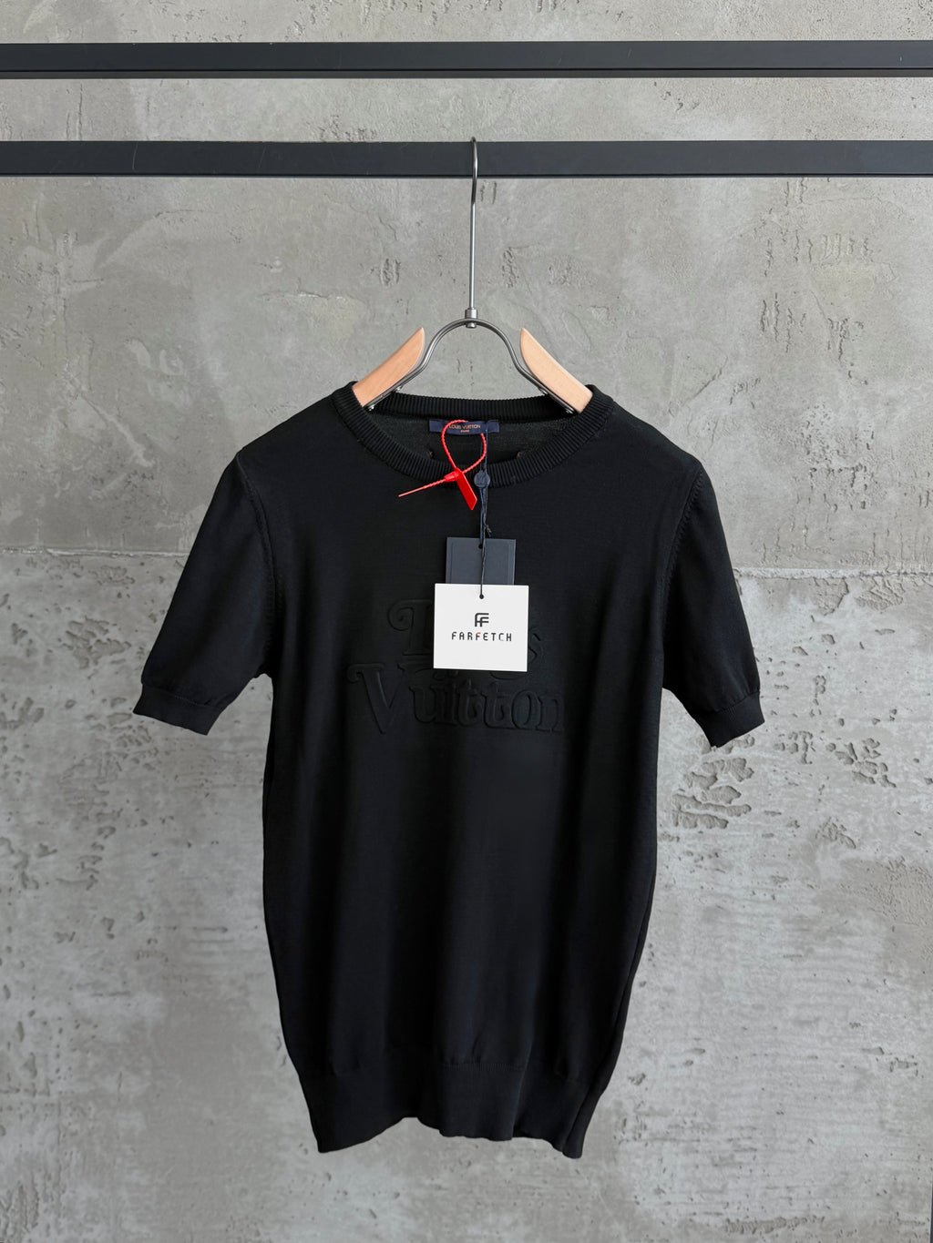 LV07 L&V Triko siyah tshirt