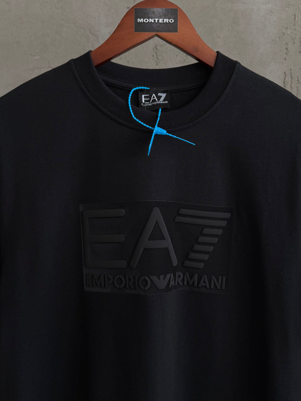 EA02 EA7 yüksek baskı siyah tshirt