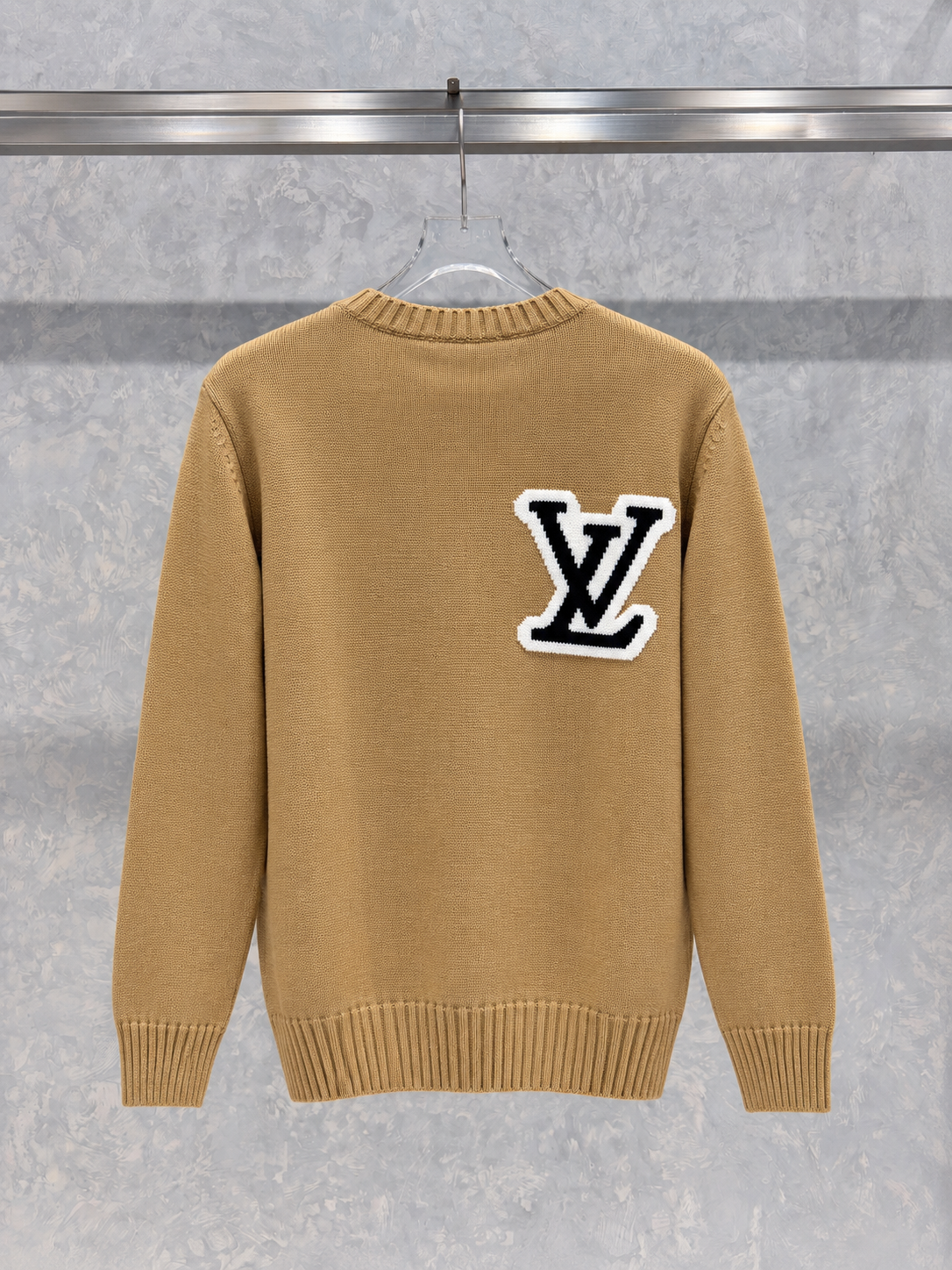LV09 Logolu Camel Kazak