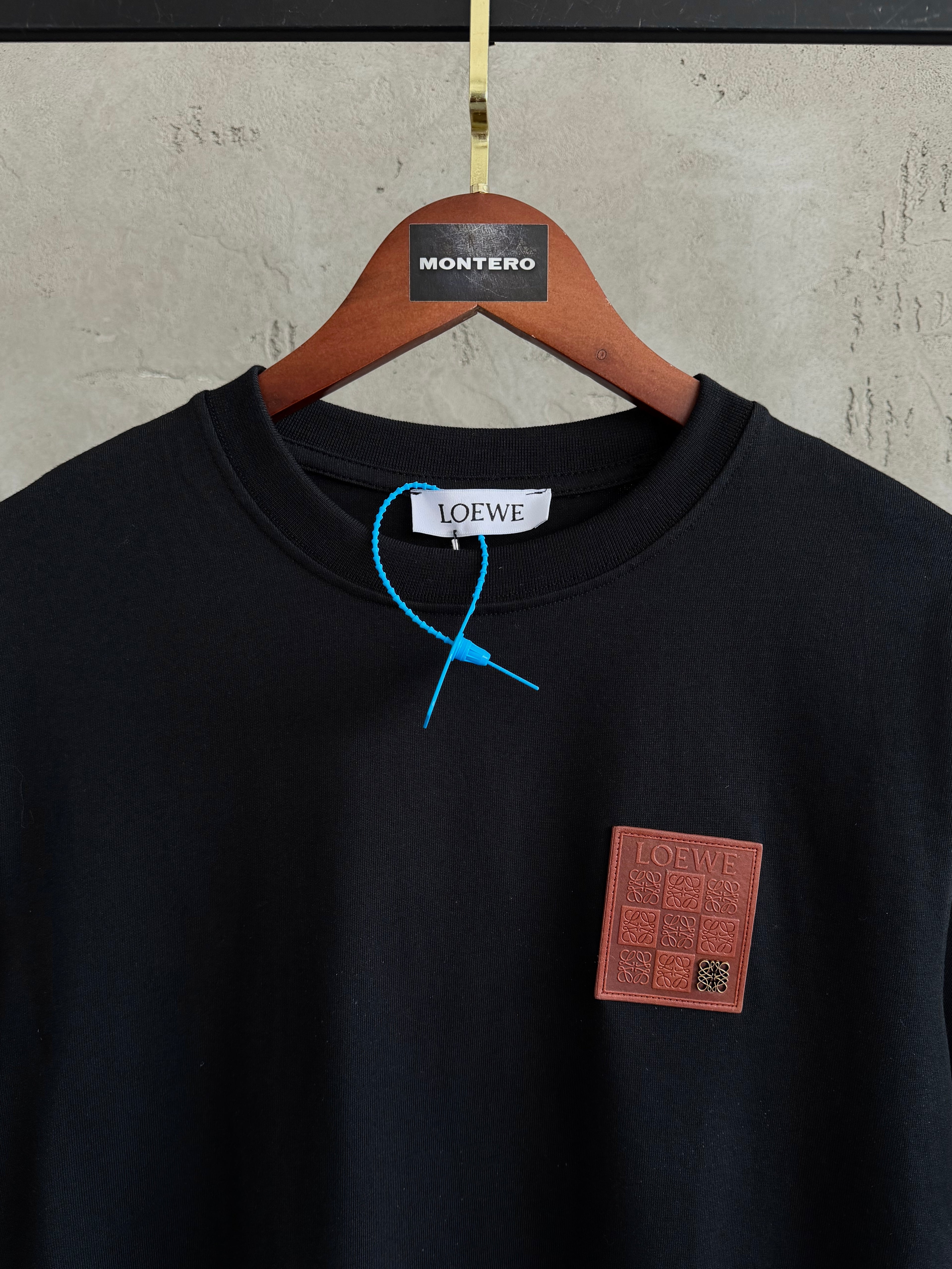 Loewe01 ithal armalı siyah tshirt