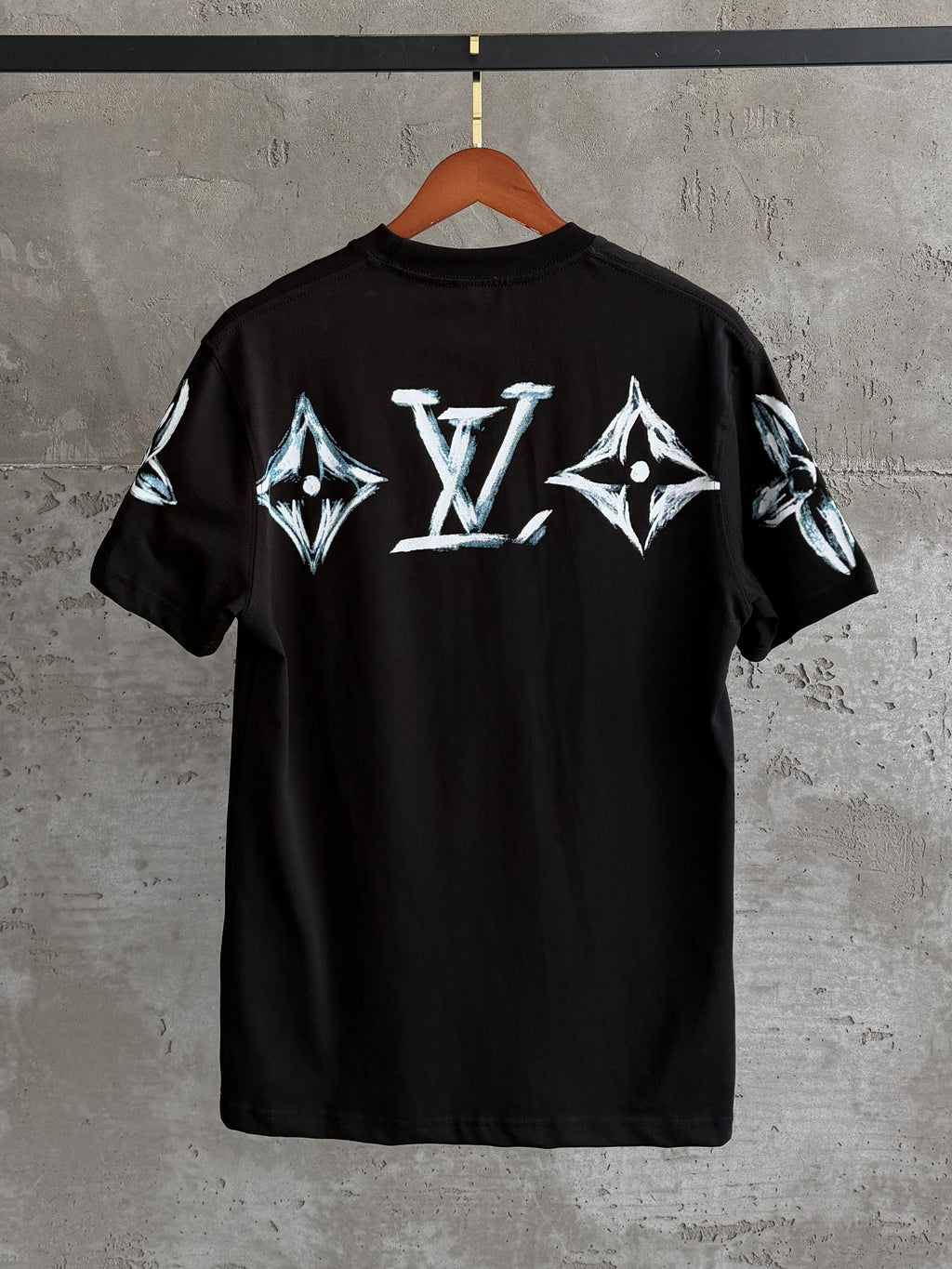 LV03 L&V Aqua Plus siyah tshirt