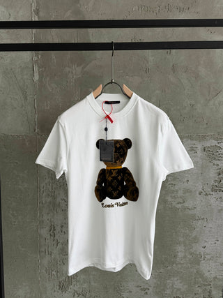 LV01 L&V Bear beyaz tshirt