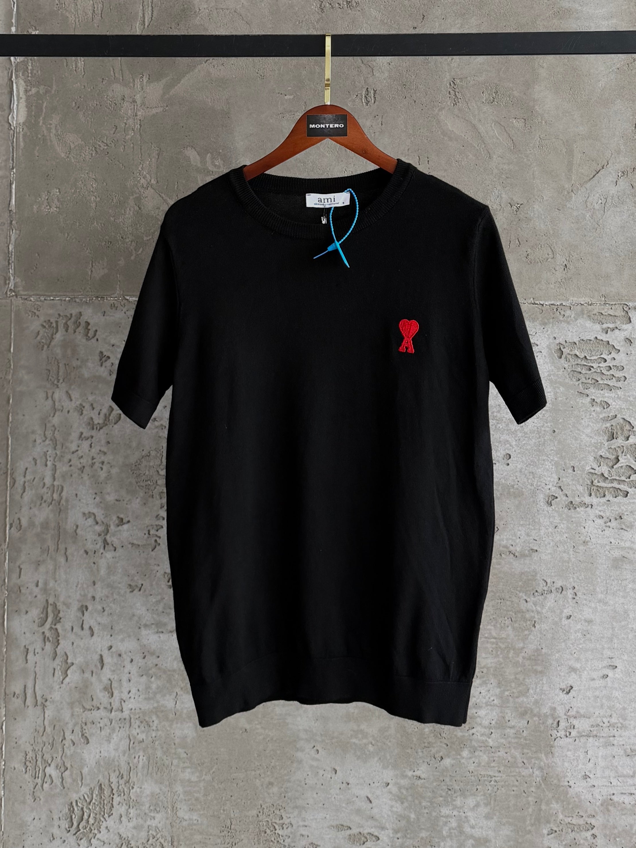 ami02 triko kalp siyah tshirt