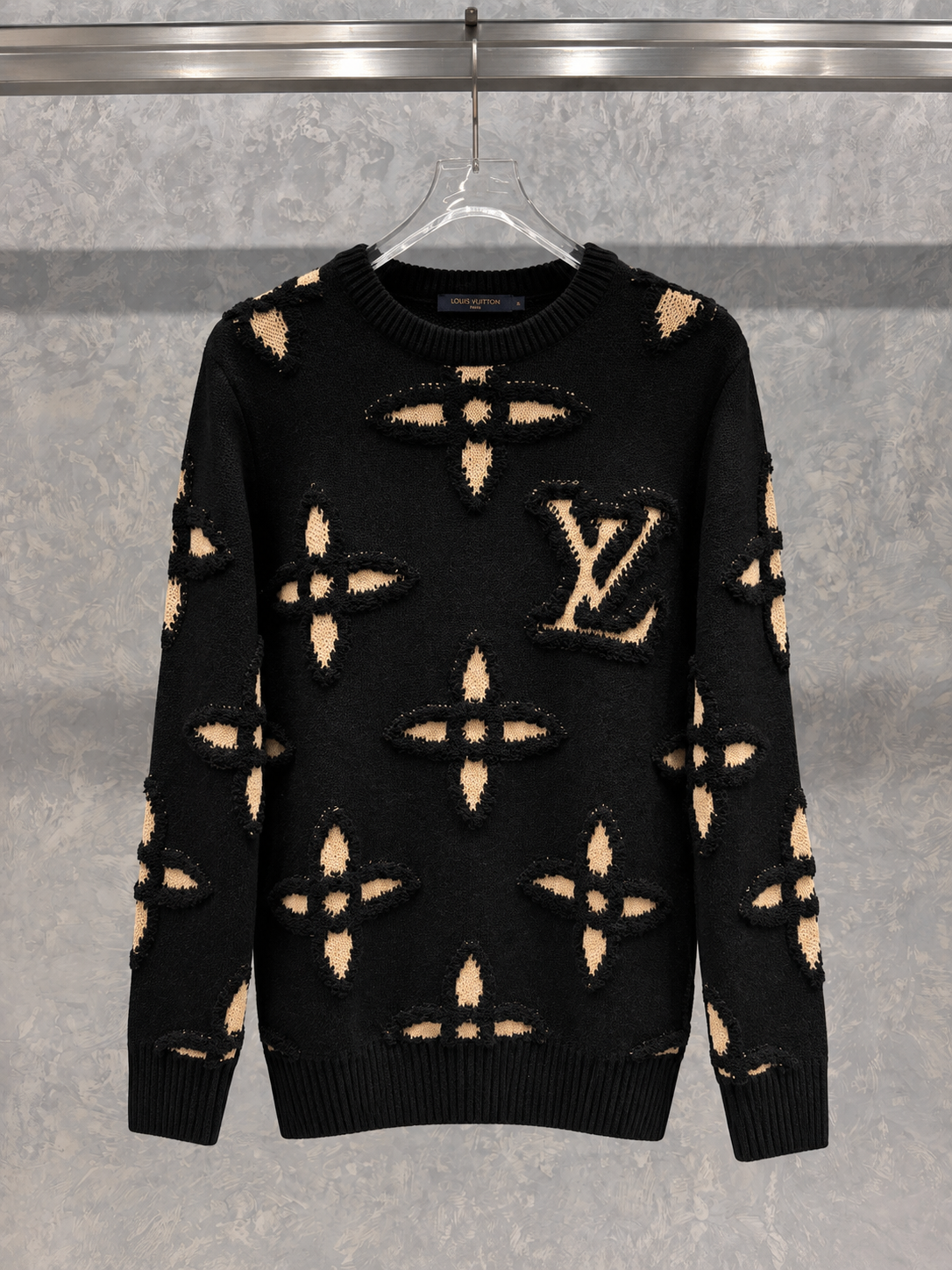 LV13 Krem Logo Siyah Kazak