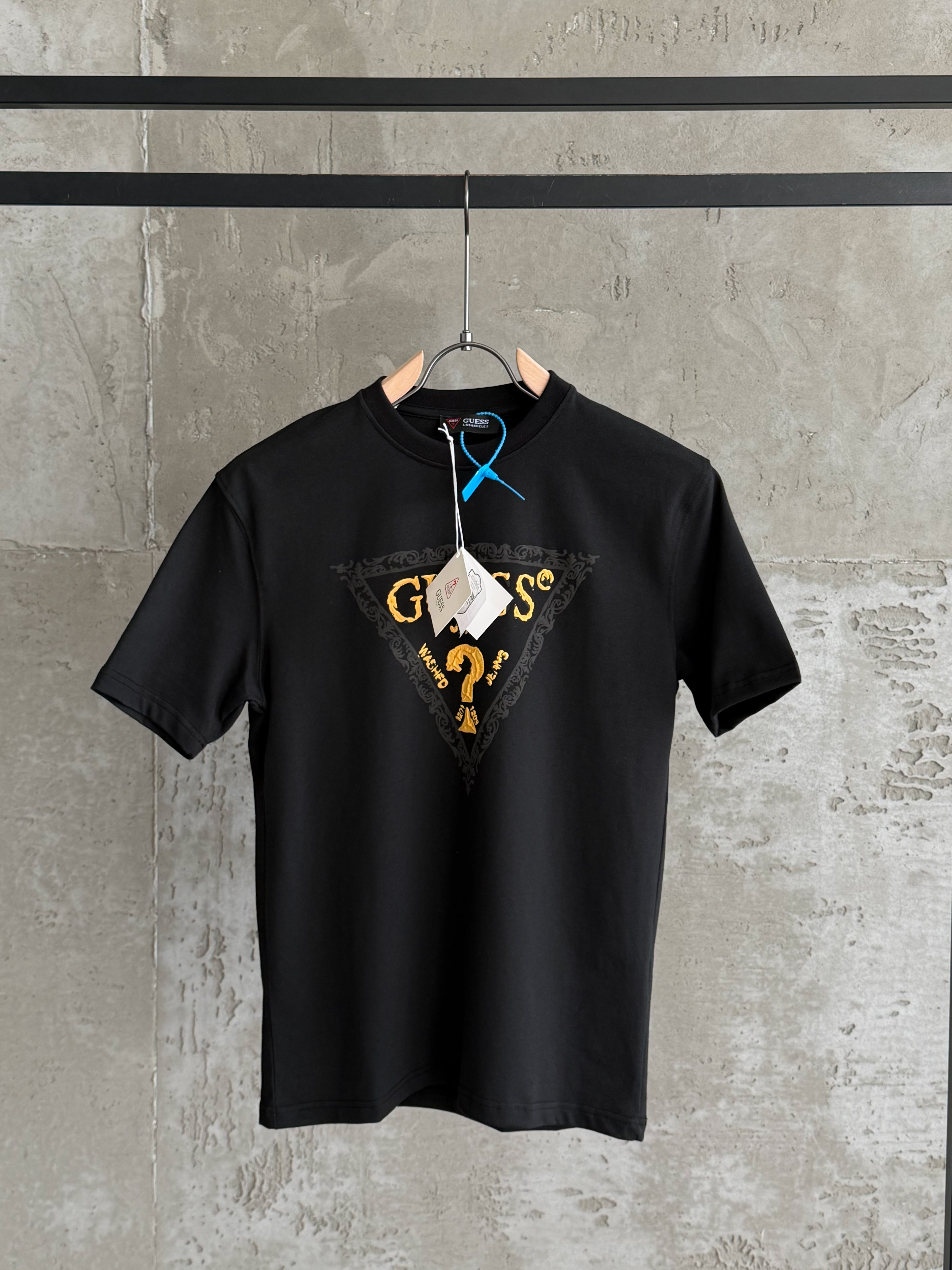 G03 Guess Çamur siyah tshirt