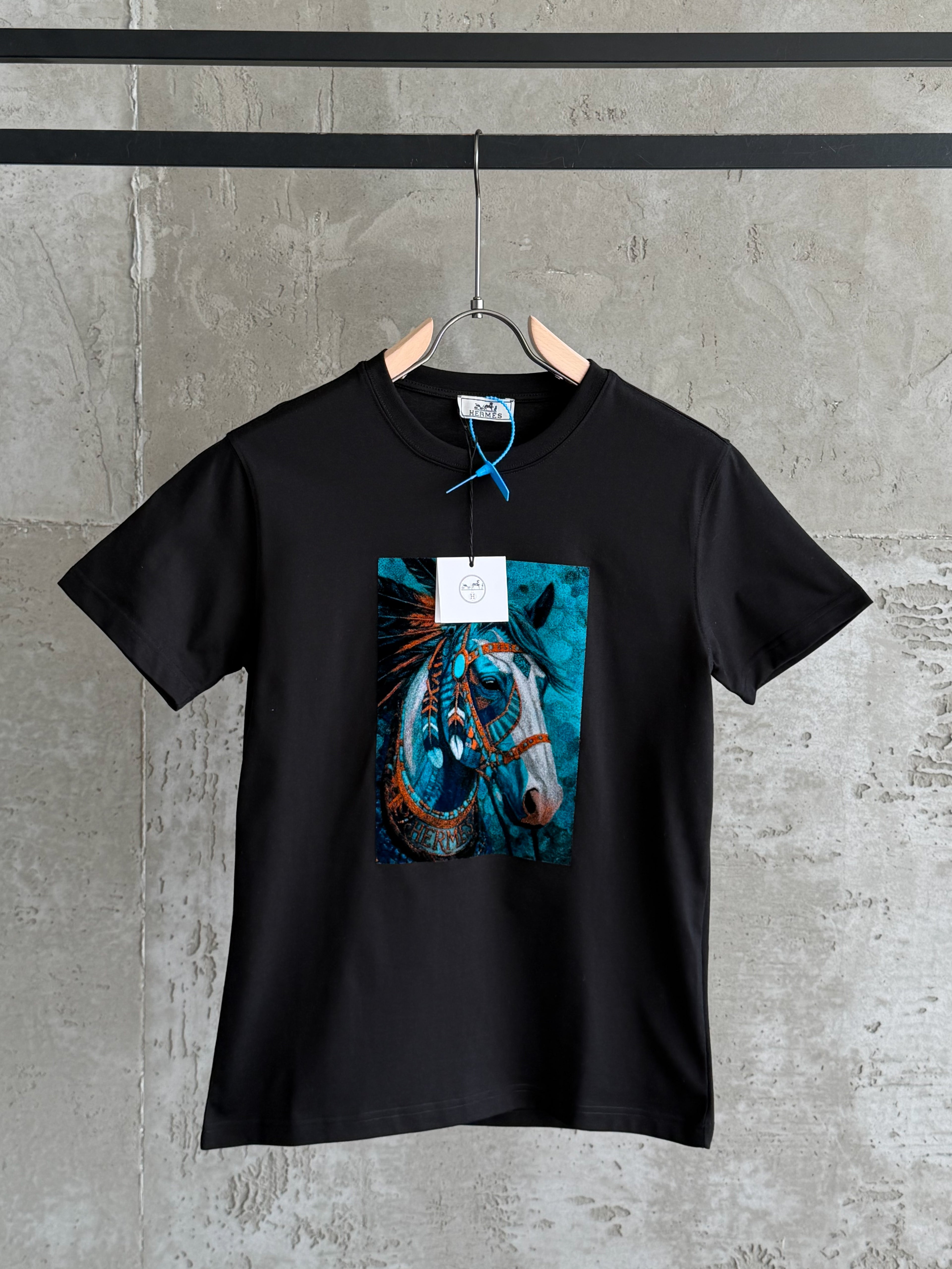 H08 Hermes Midnight siyah tshirt
